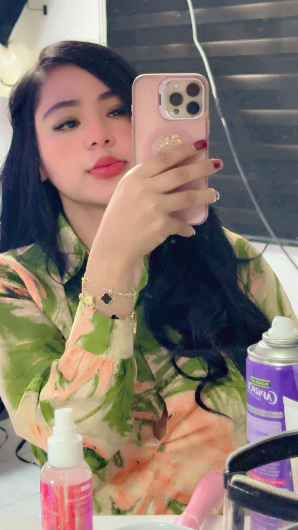 @Liliana De La Fuente,,,,,