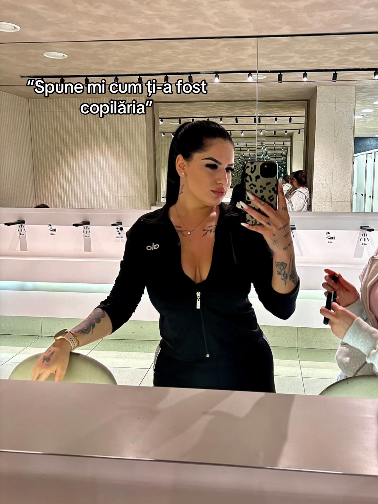 @Andrée