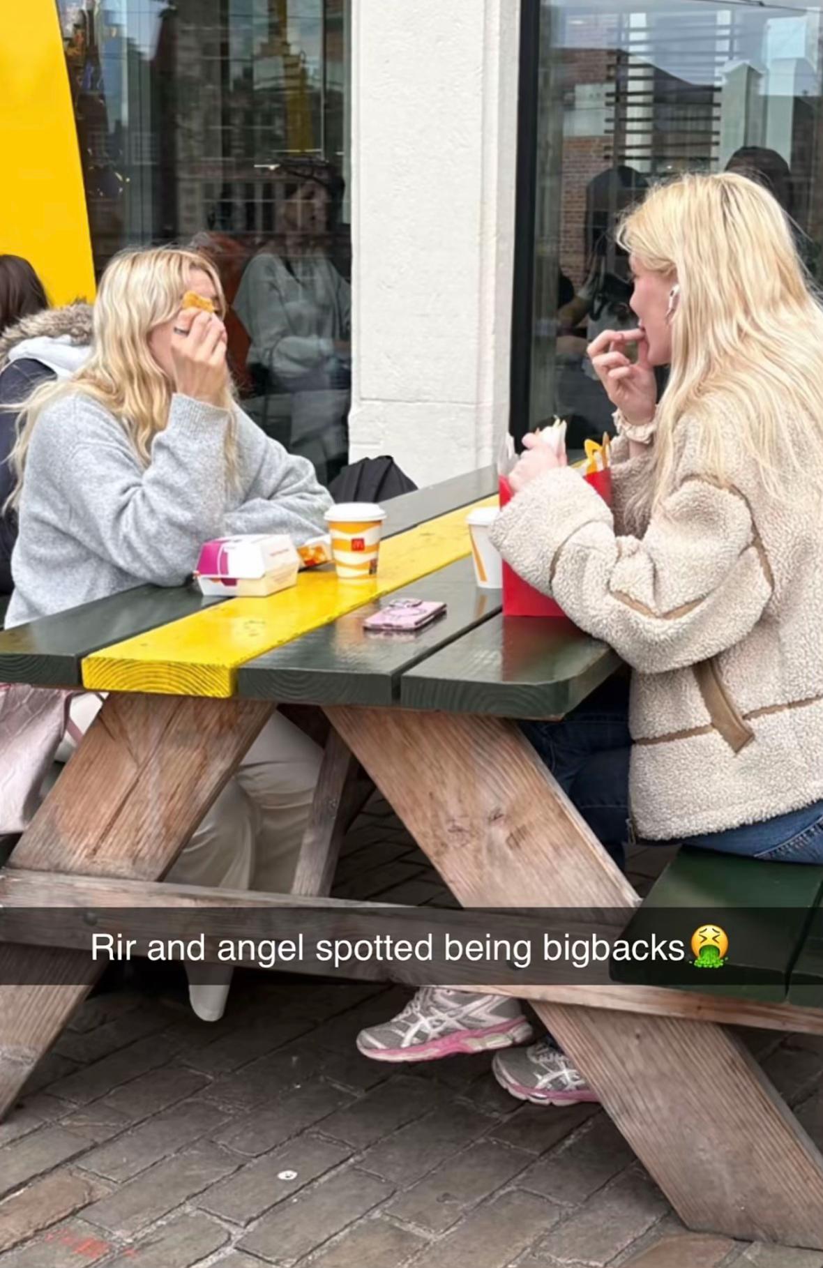 @Angel🪽