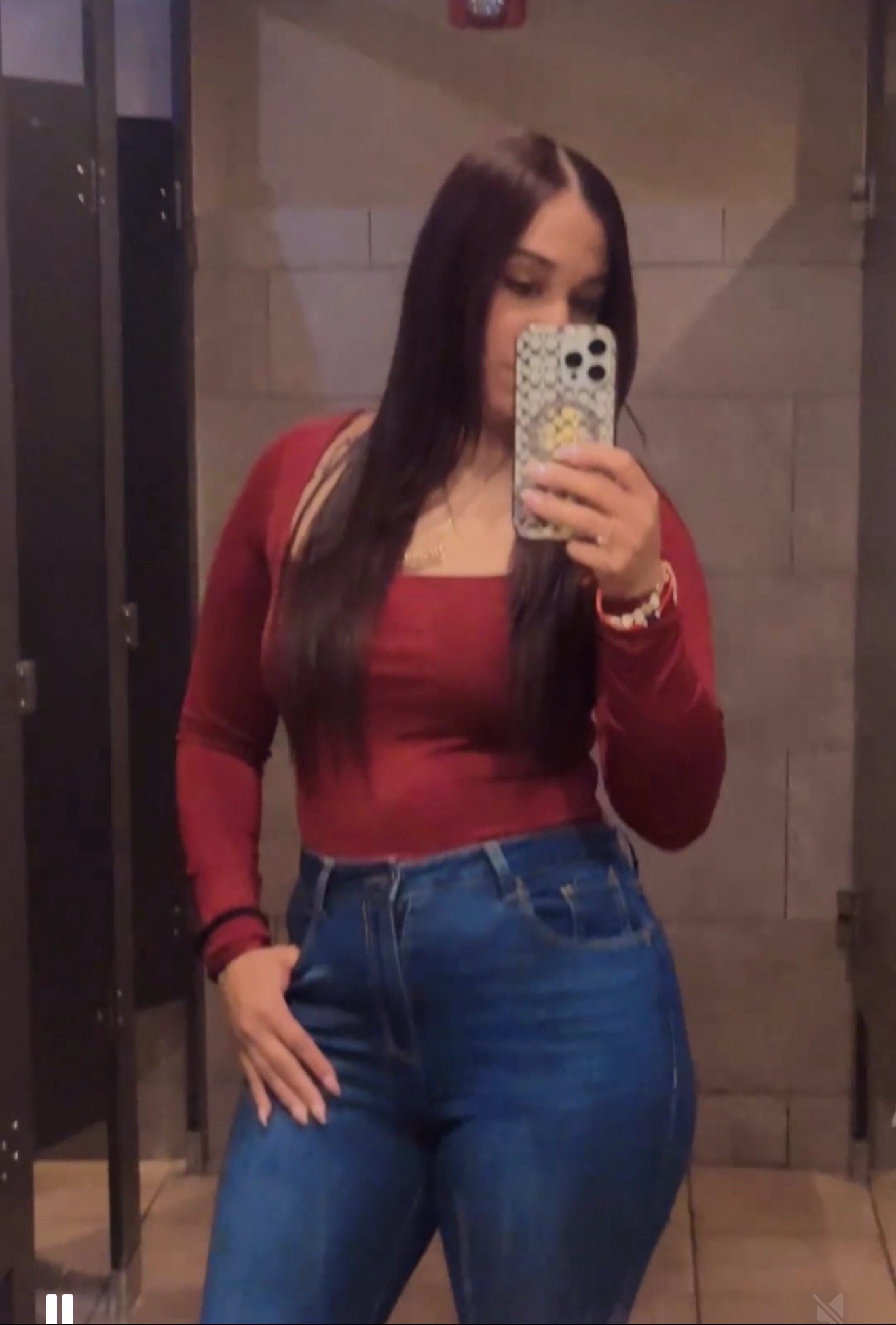 @Ari