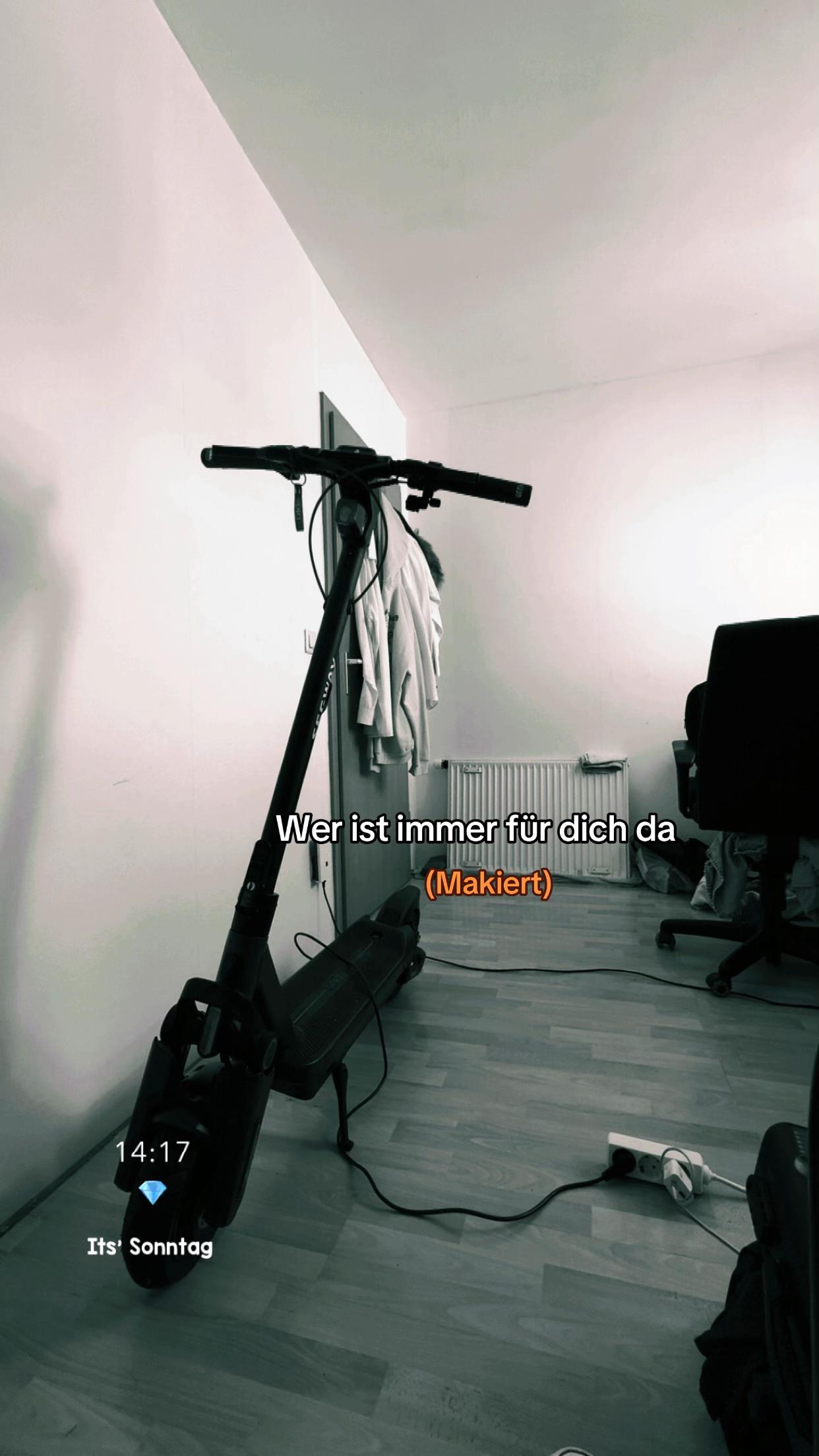 @𝖑𝖔𝖘𝖙𝖘𝖔𝖚𝖑