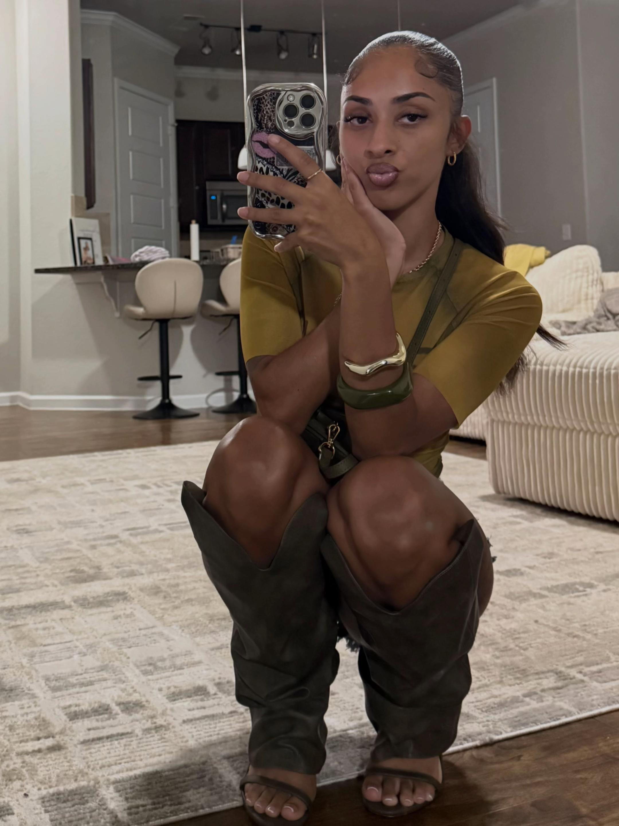 @BaeAvenue