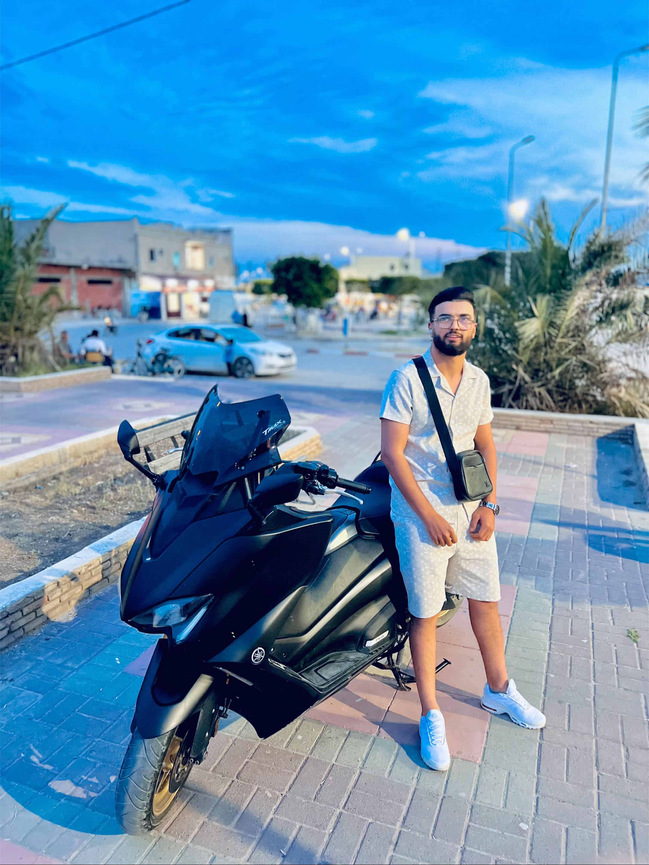 @amyn 🦅