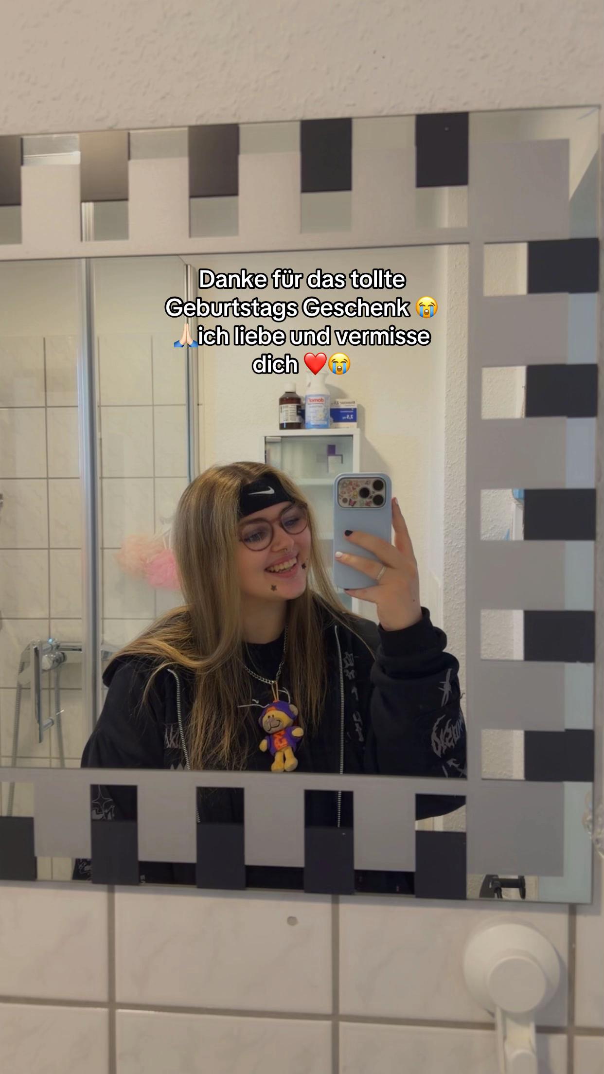 @Sallyxoxo_21