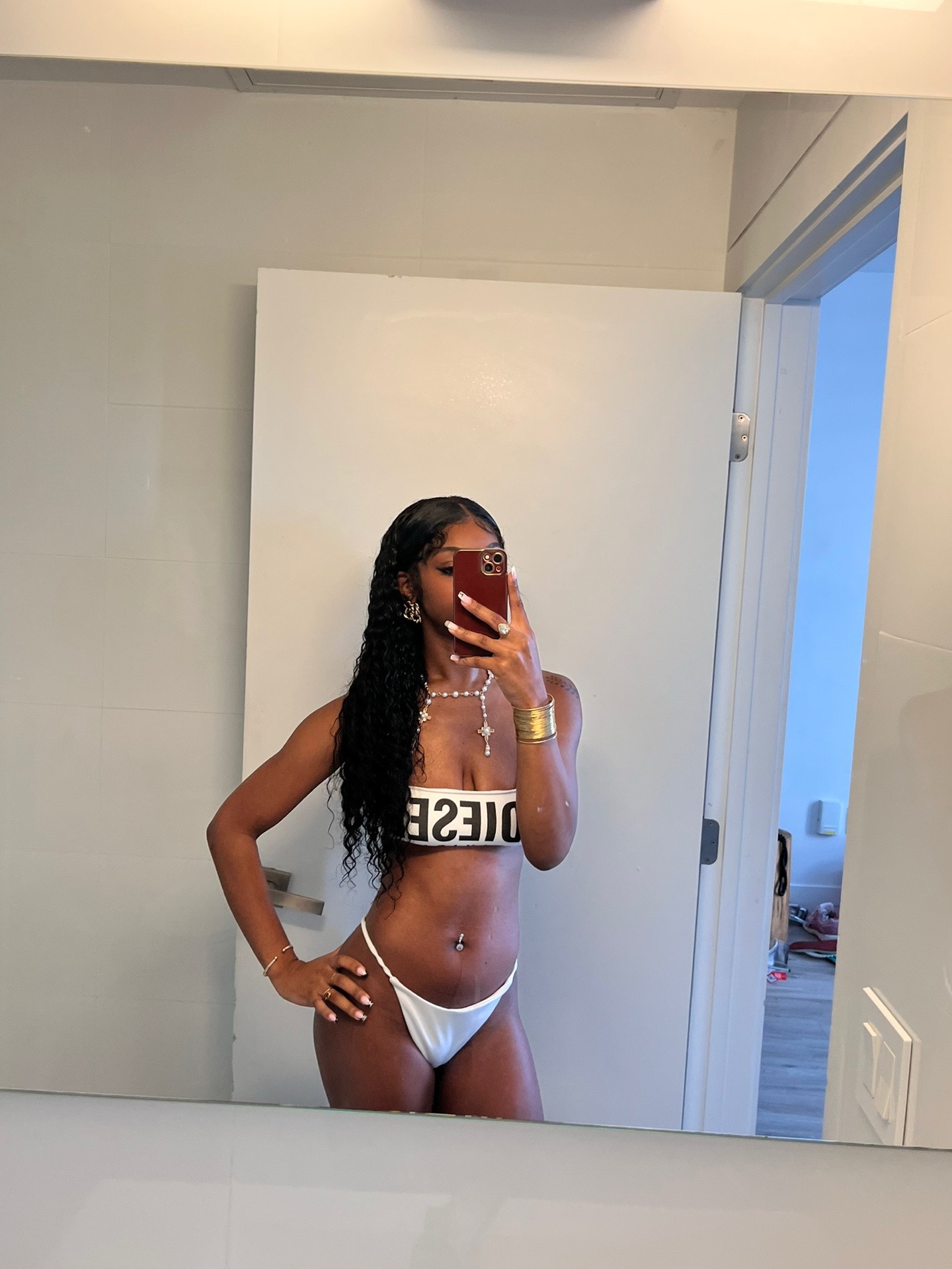 @adorecee