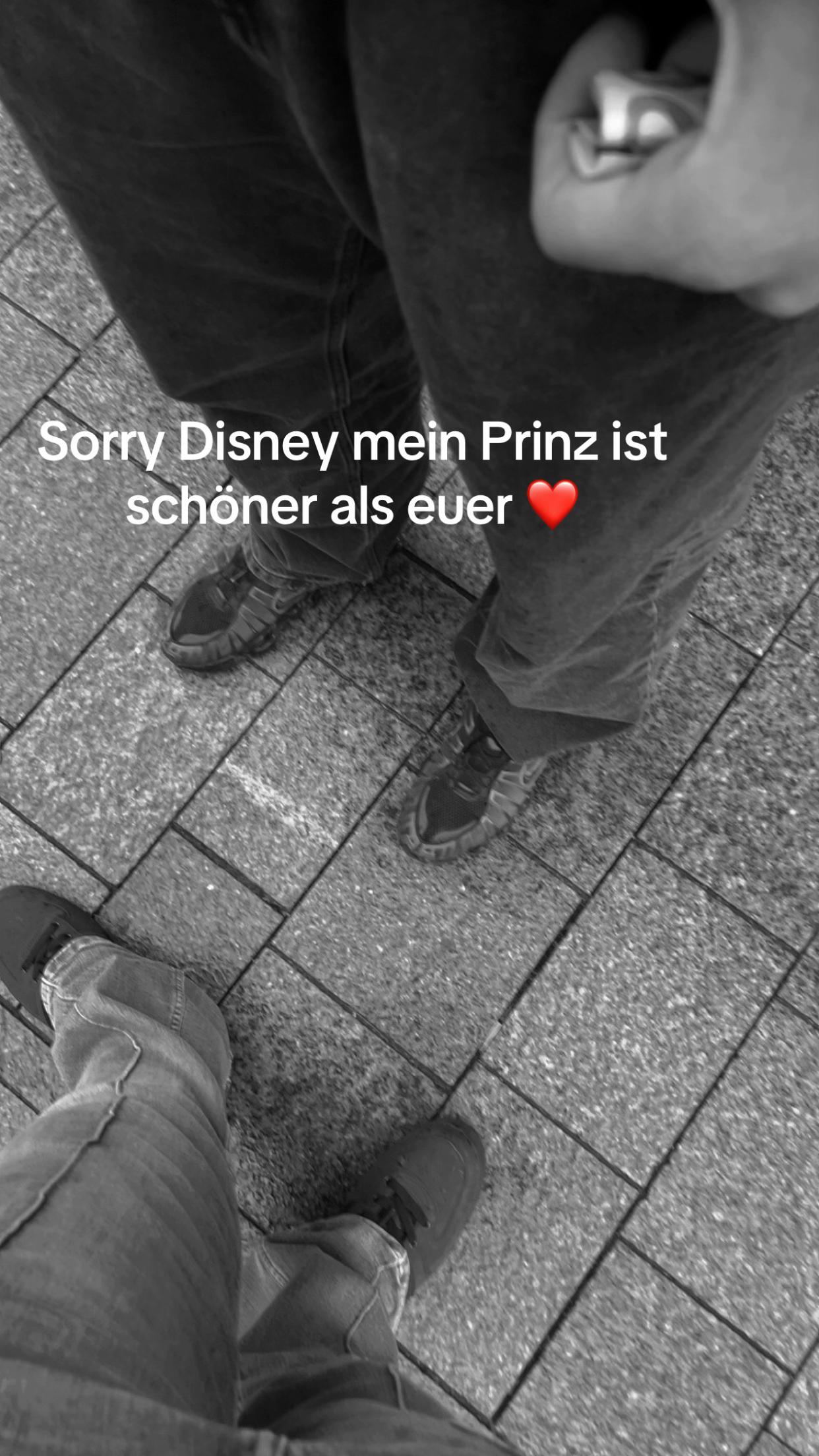 @𝑆𝑜𝑝ℎ𝑖𝑒💕