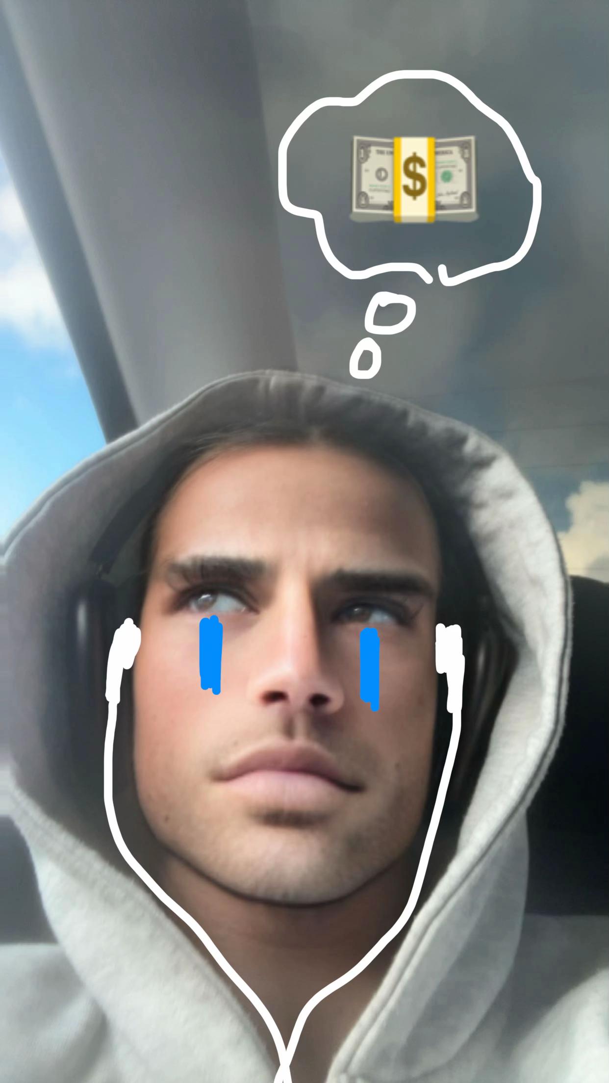 @𝓶𝓲𝓪𝓾