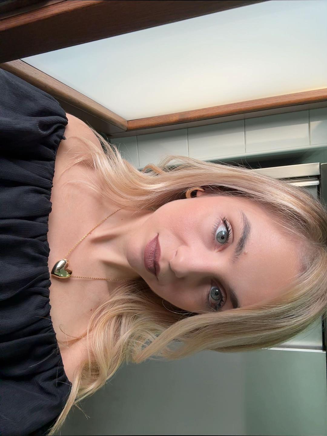 @ANTONIA