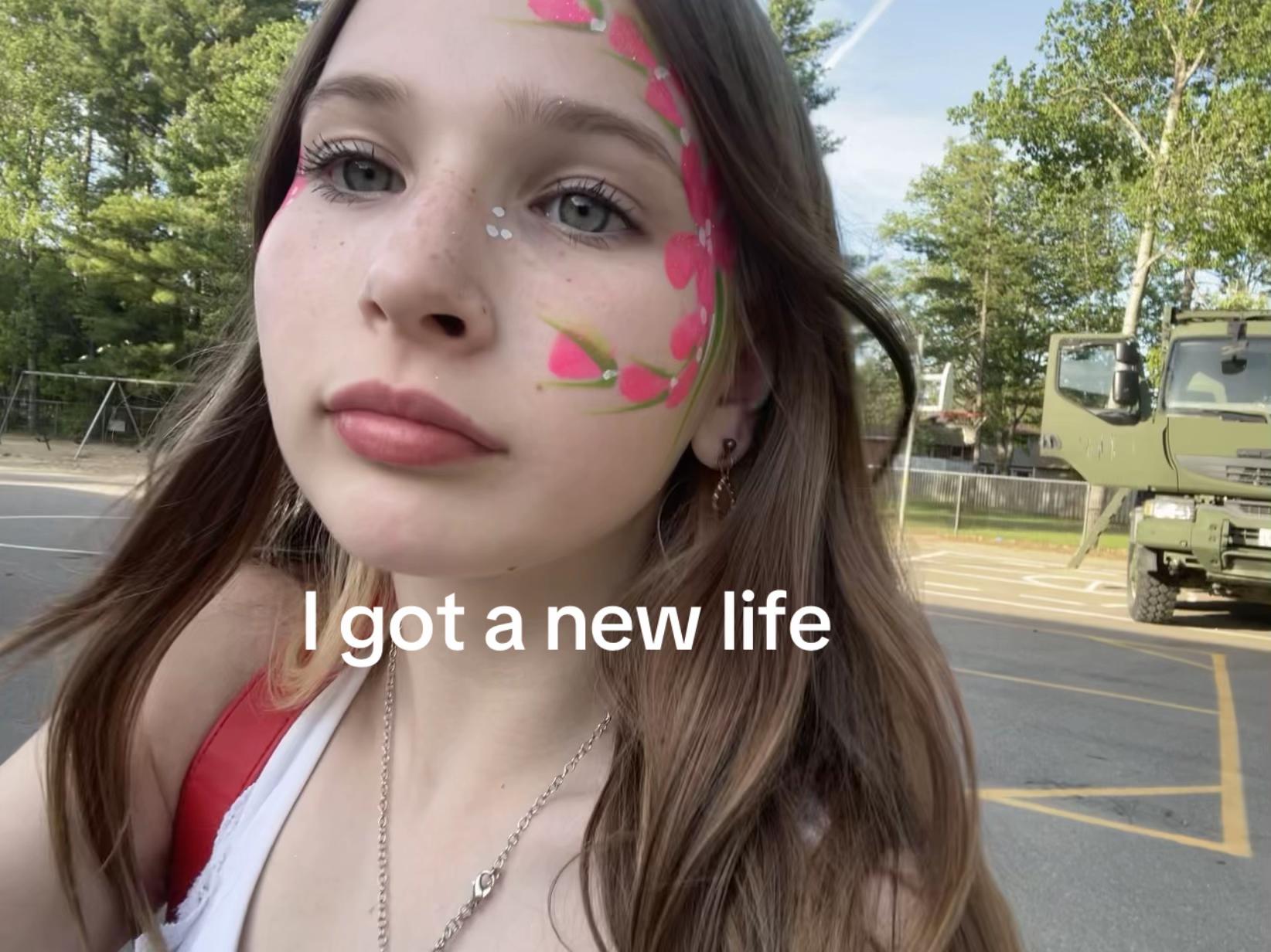 @𝓒𝓱𝓪𝓻𝓵𝓮𝓲𝓰𝓱