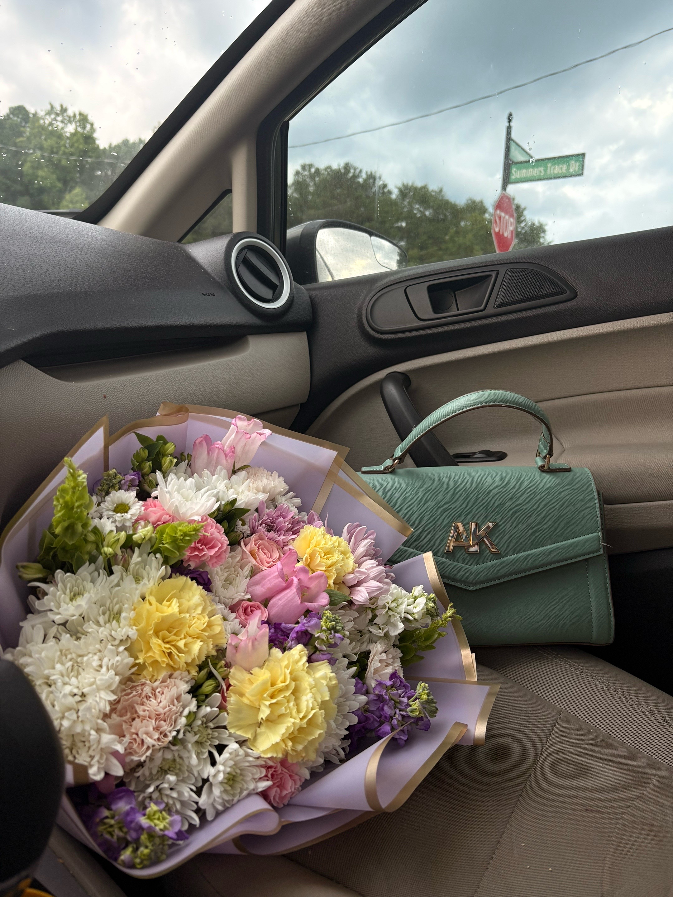 @Lavish Blooms 🌸| 803 Florist
