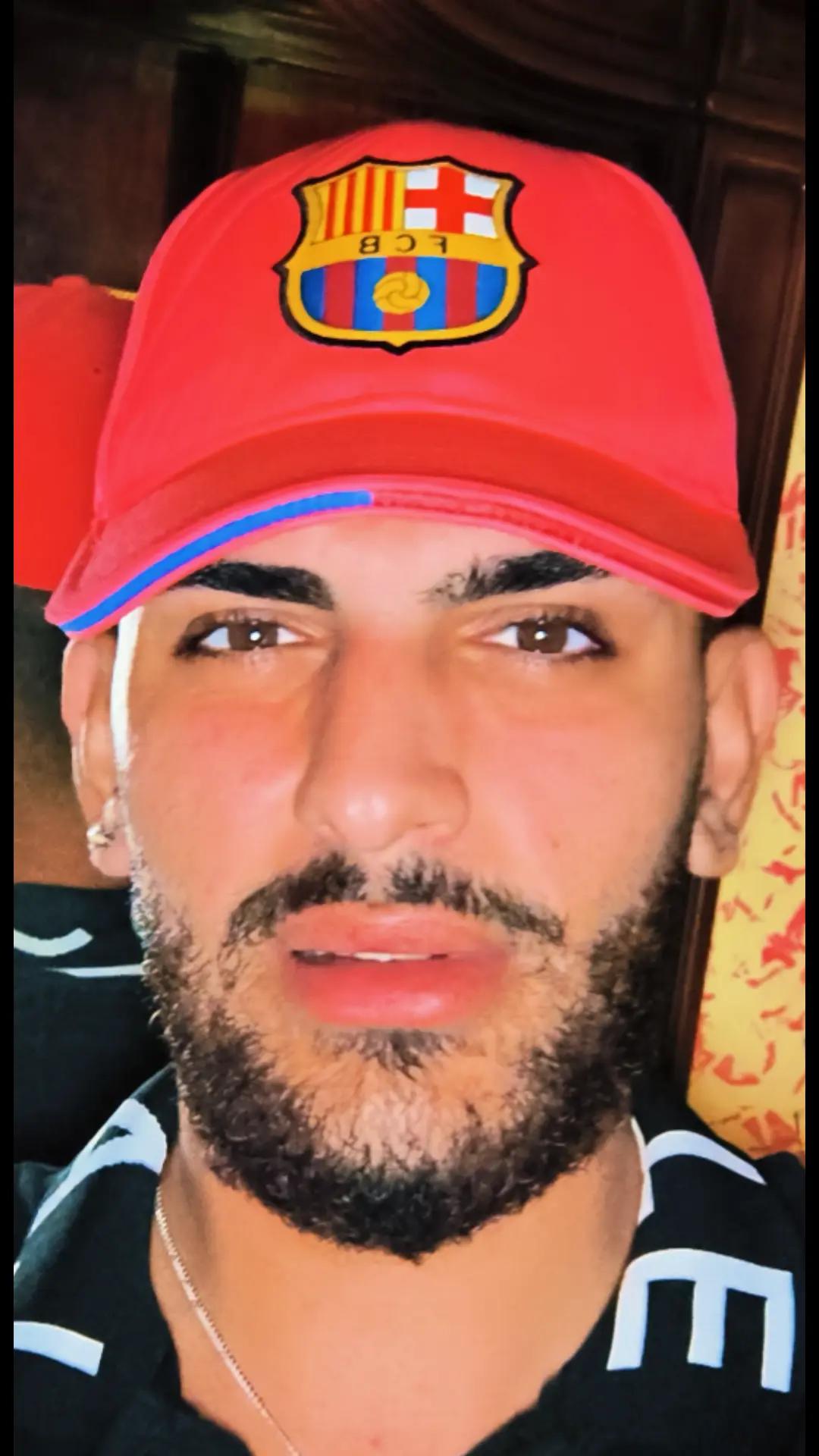 @Giovanni Defazio