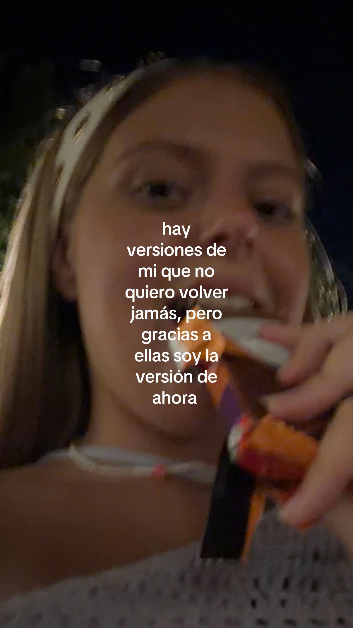 @🪩