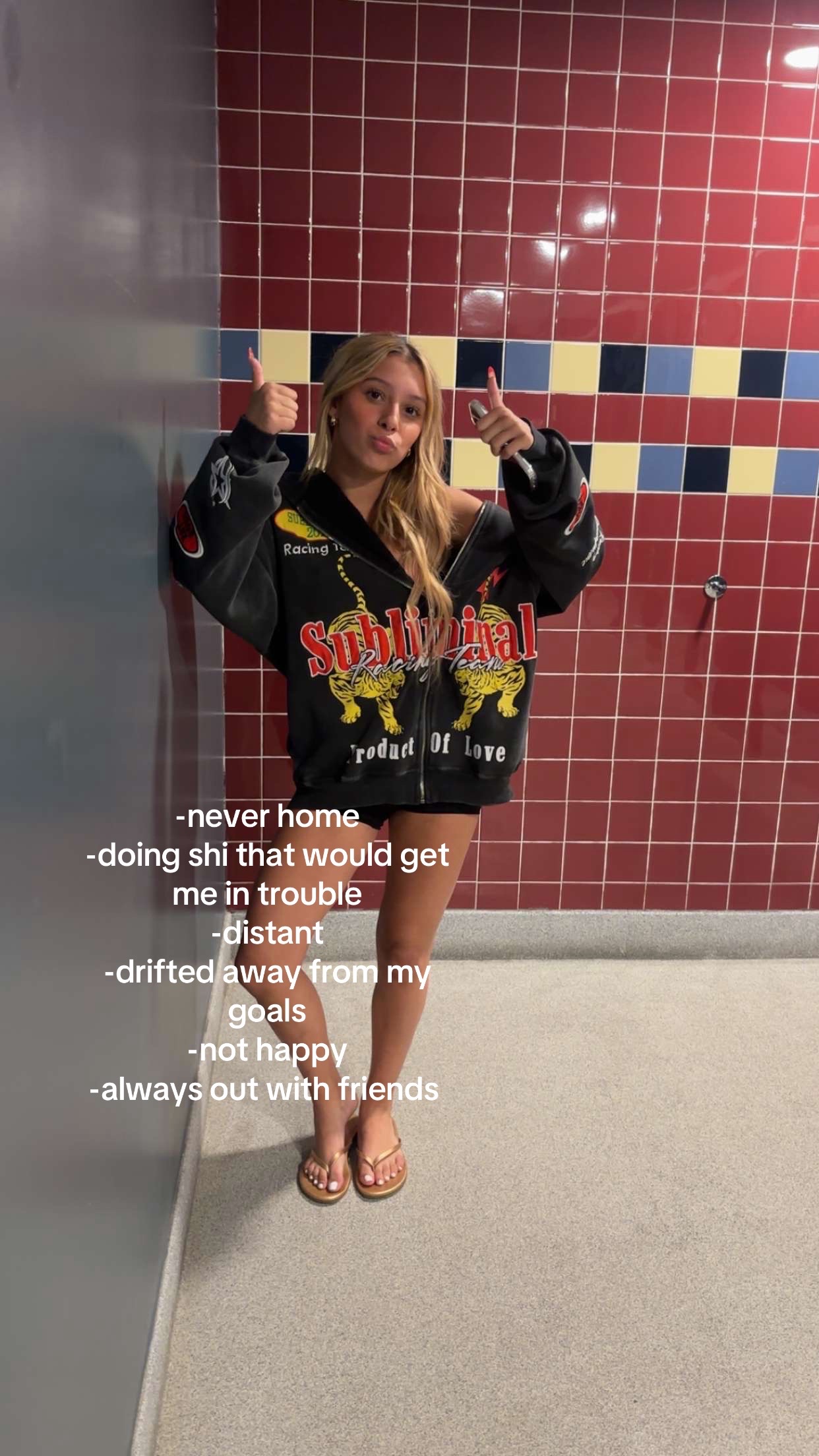 @✌️