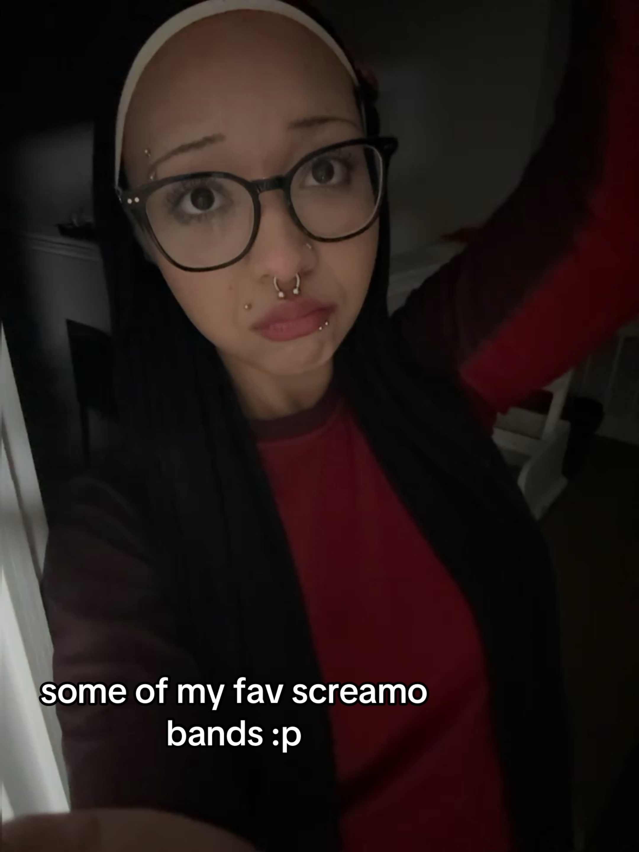 @mothbitesinmylinenshirt