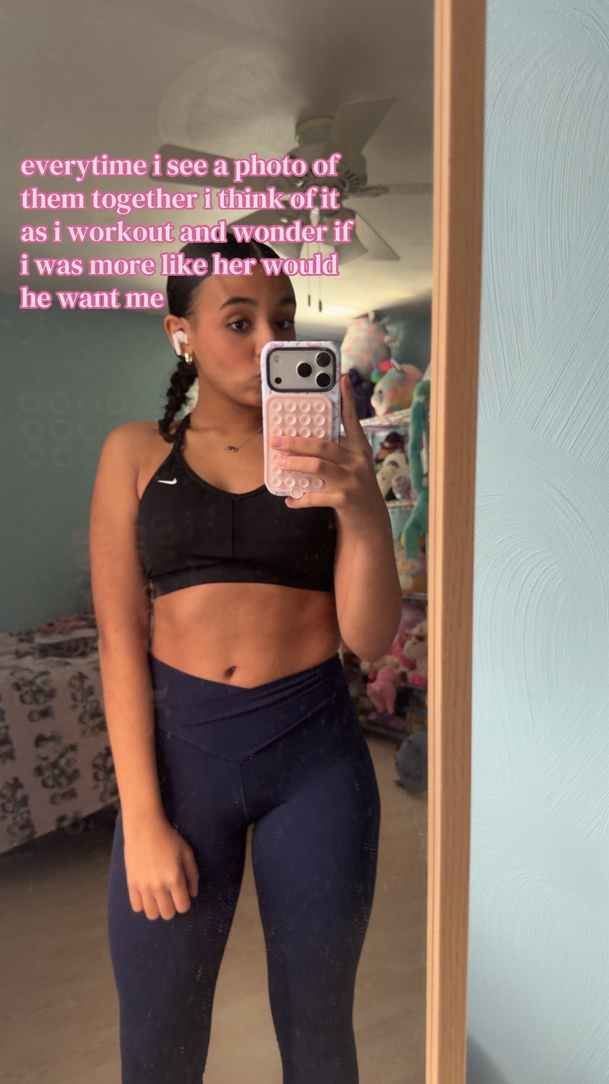 @⃟