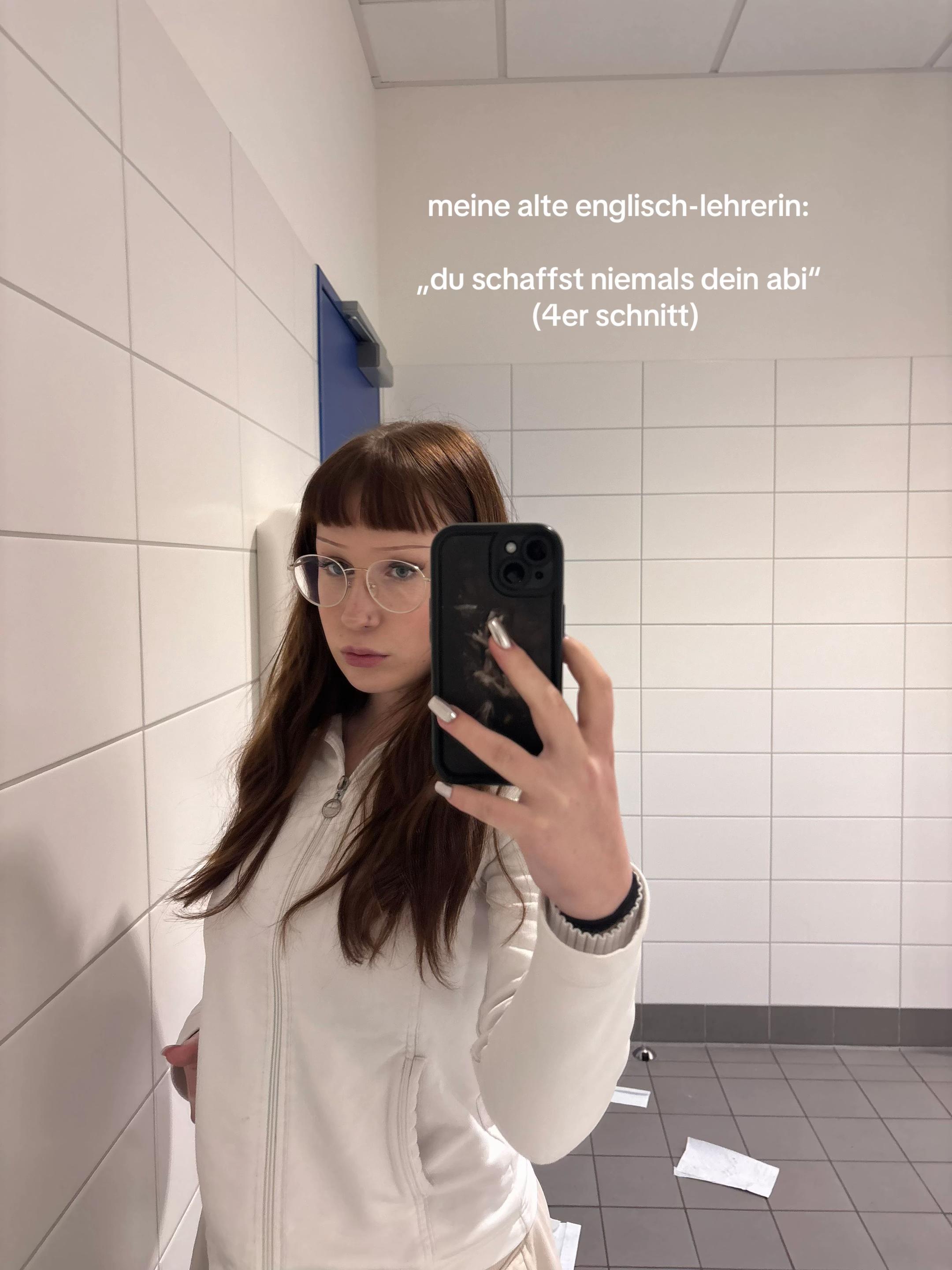 @nika