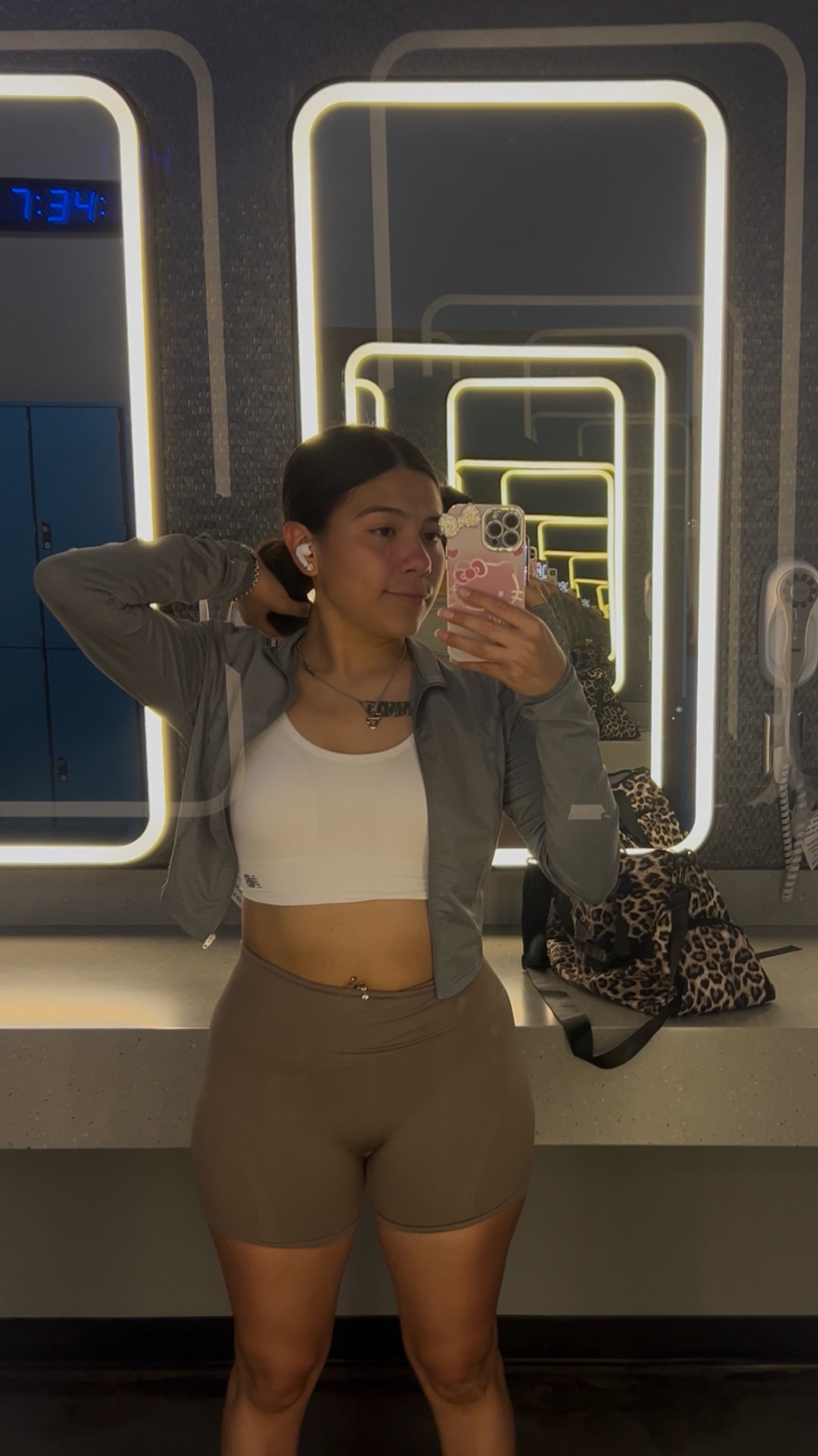 @Lys ✨