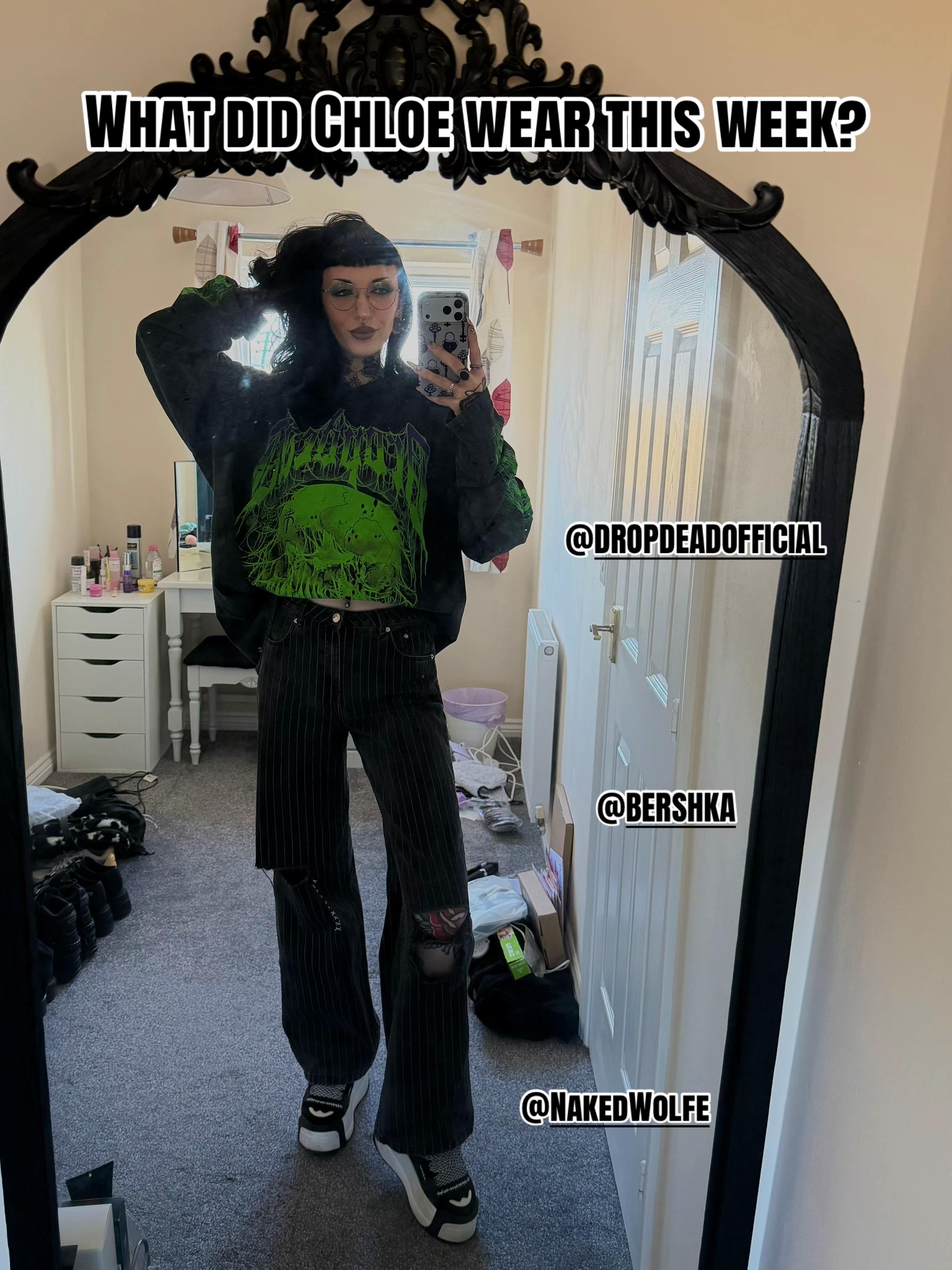 @𝕮𝖍𝖑𝖔𝖊 🖤