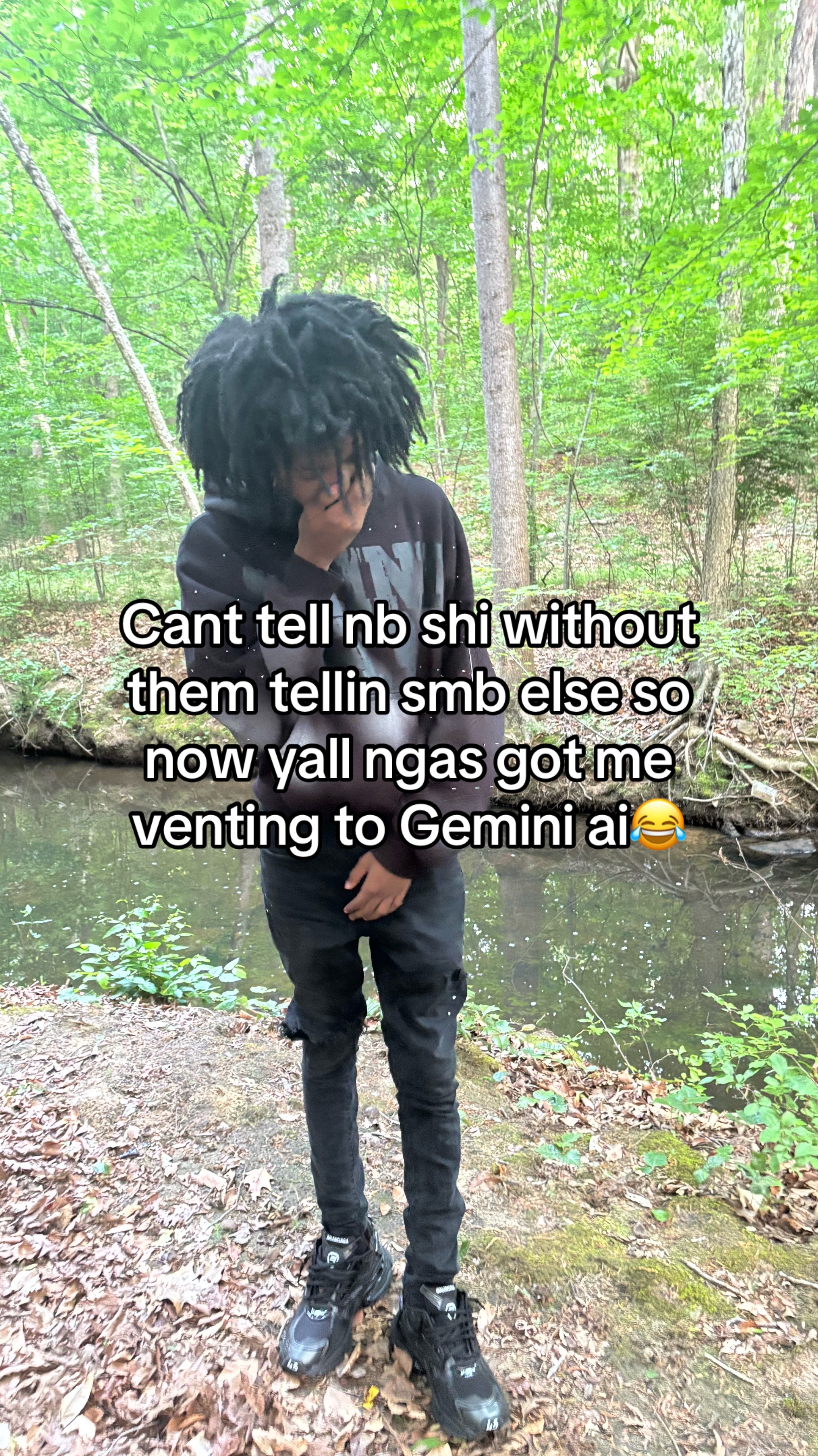@⃟
