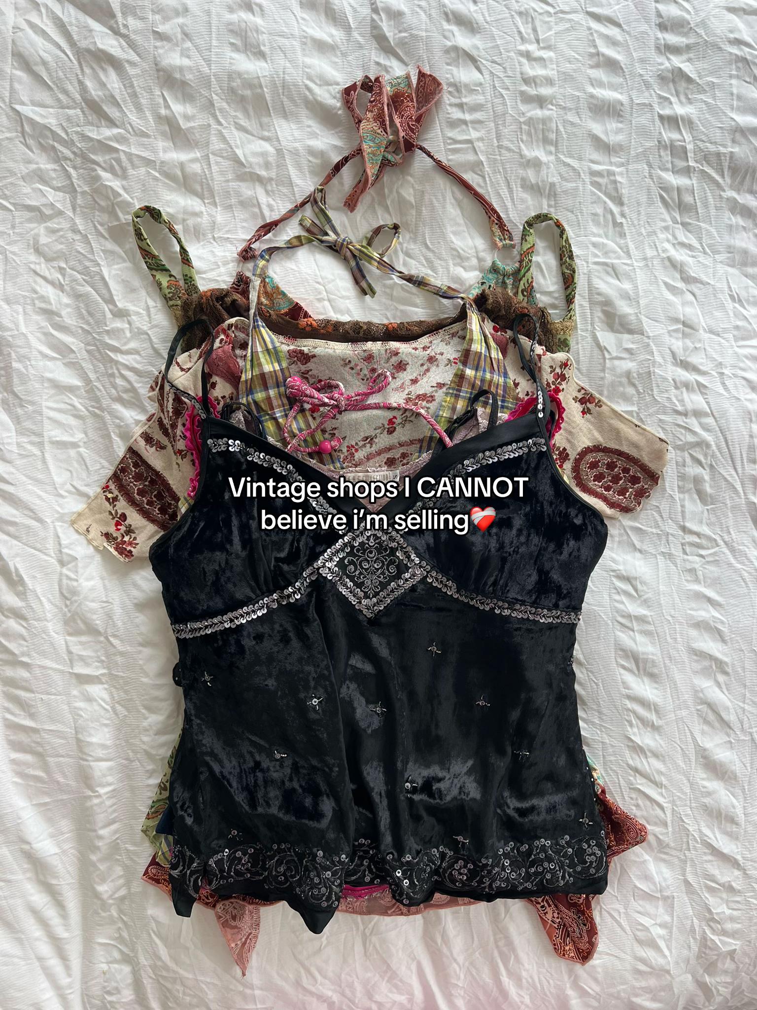 @Kitty Love Vintage
