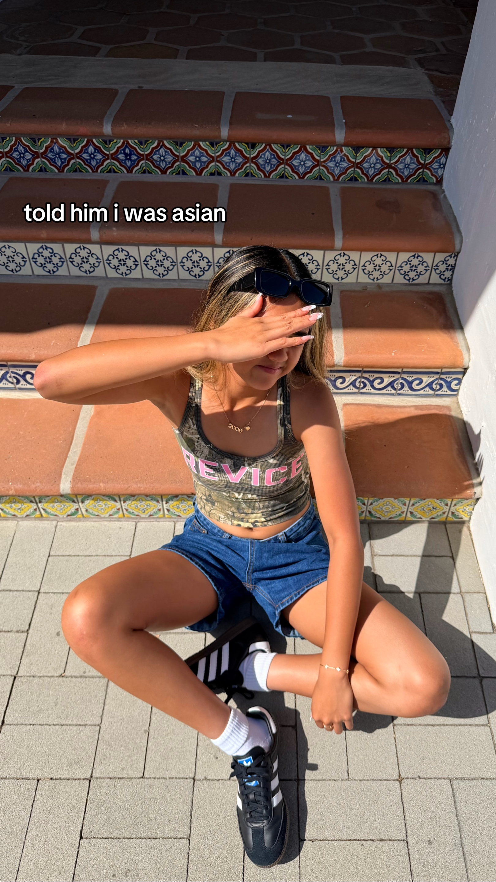 @🤫