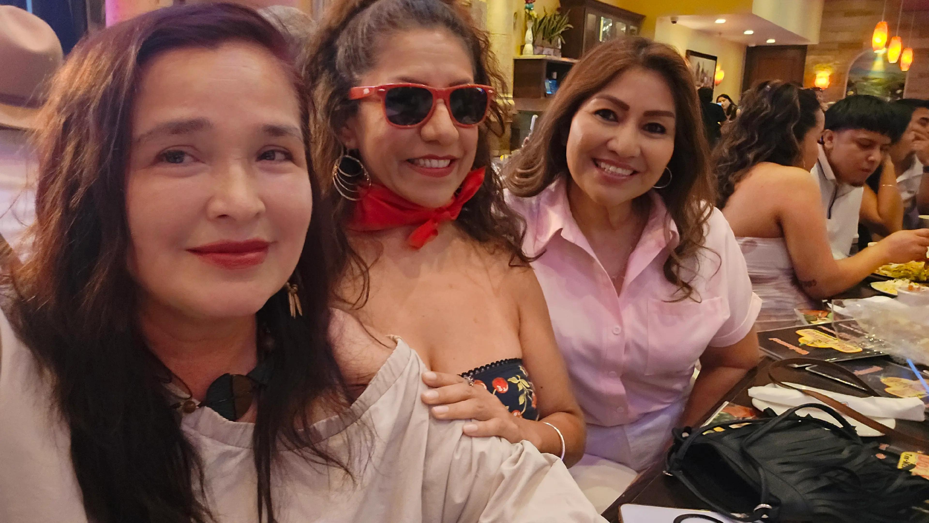 @Candy White