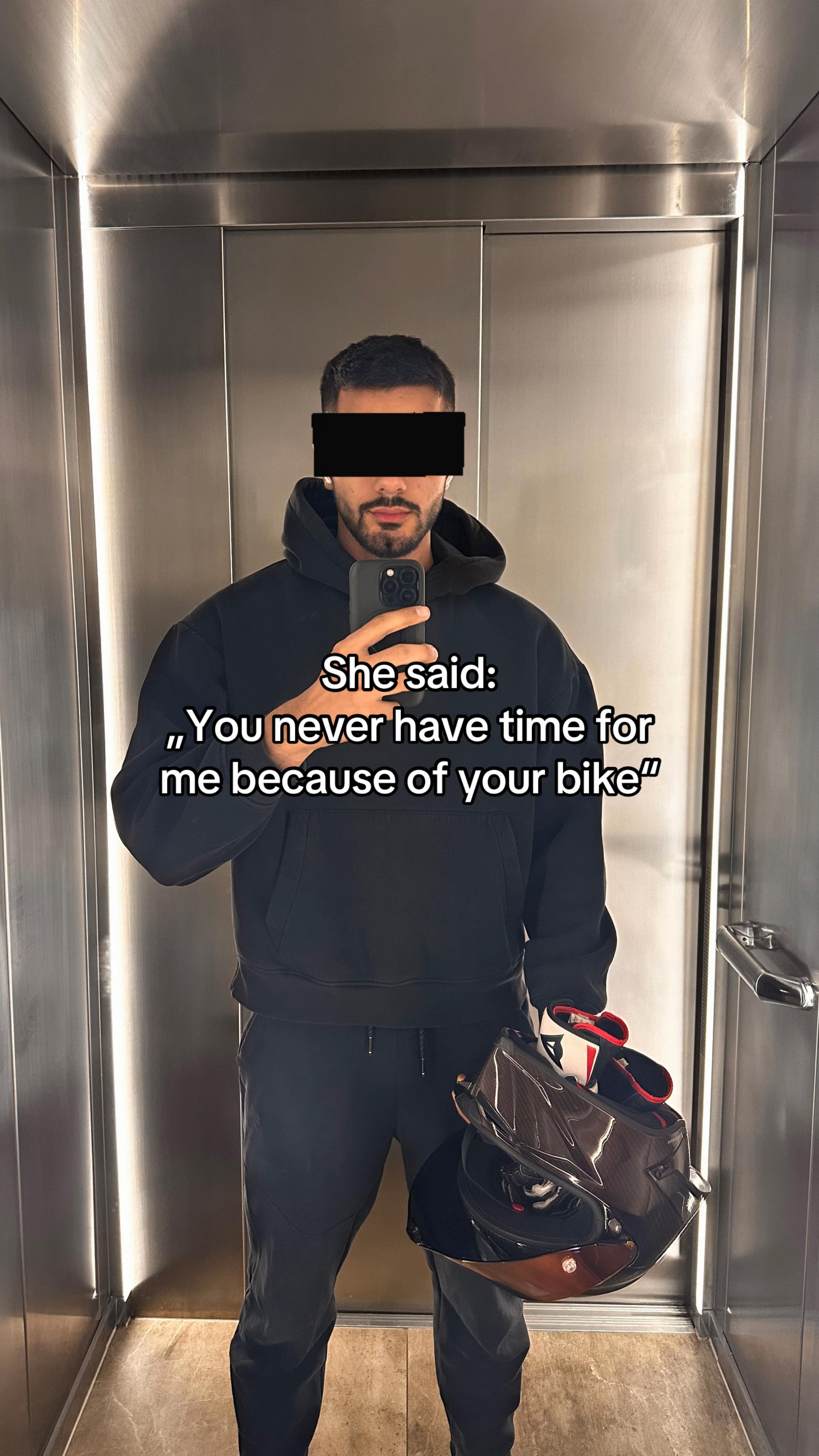 @v4.mxx