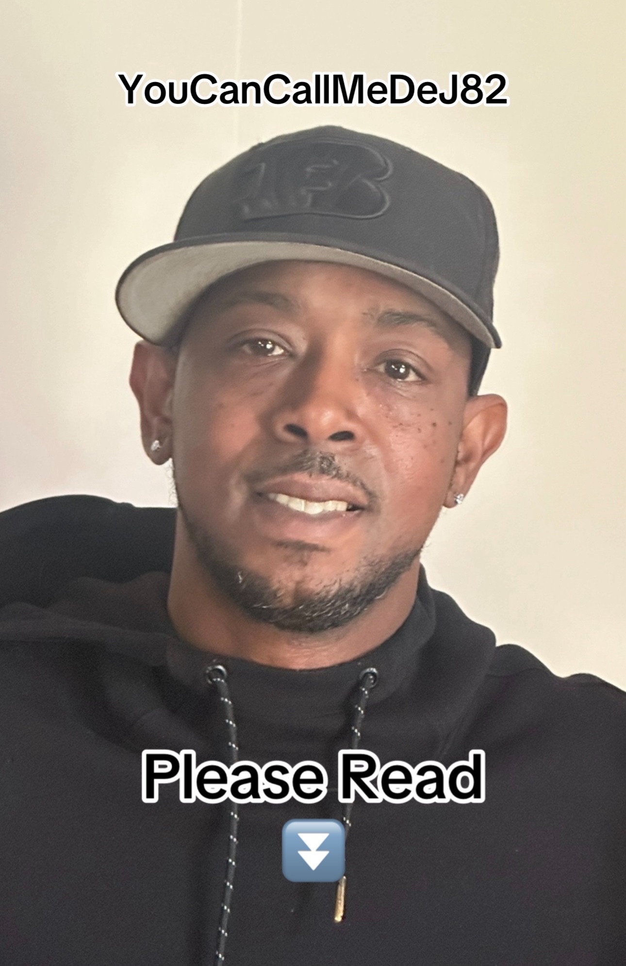 @YouCanCallMeDeJ