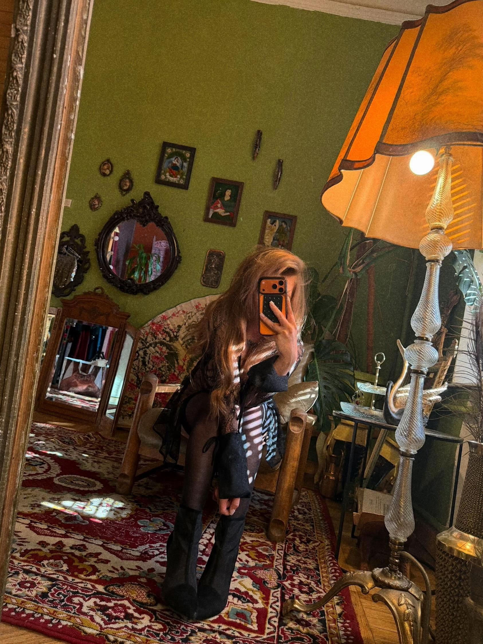 @Ася