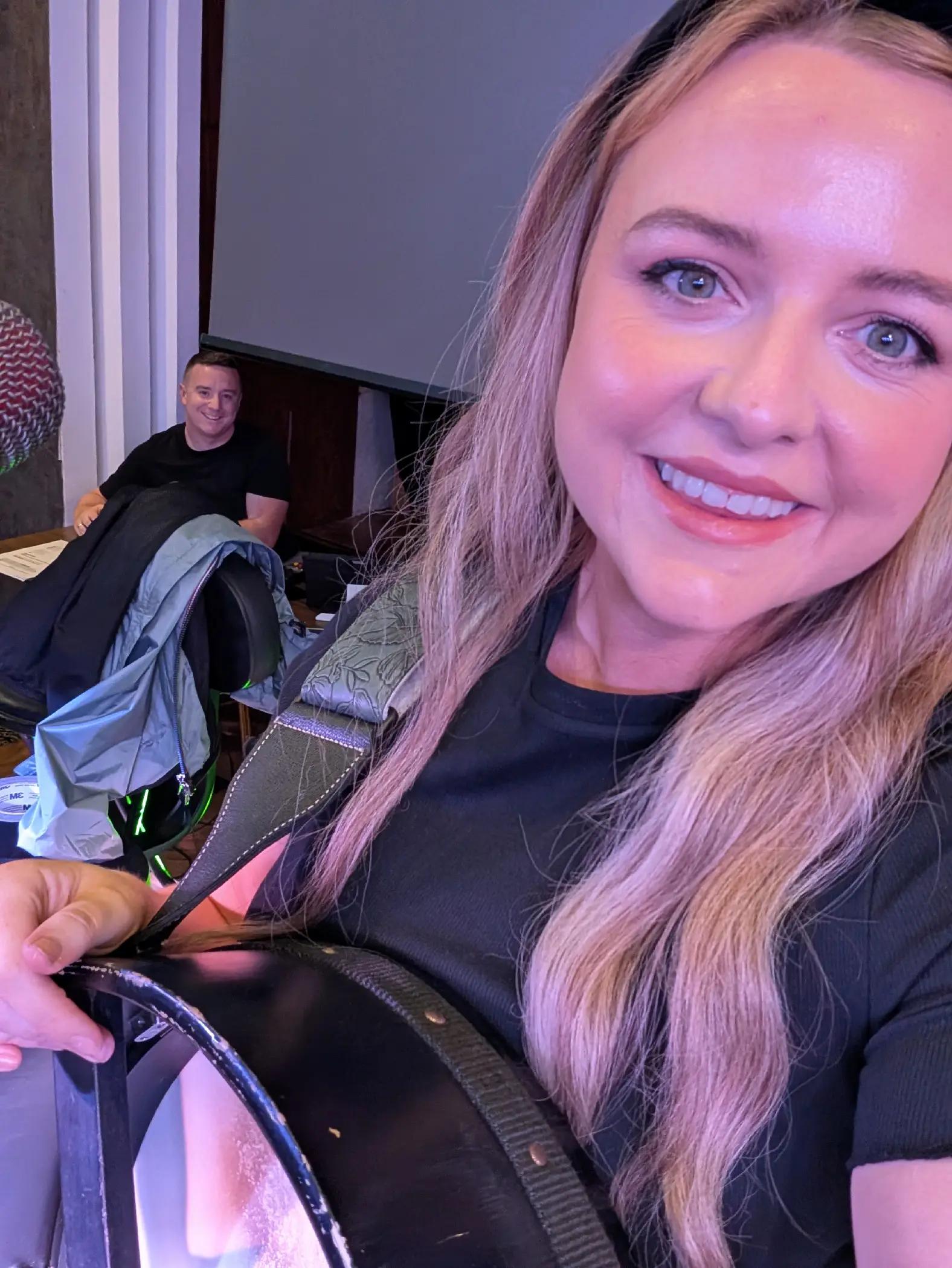 @Áine Ní G