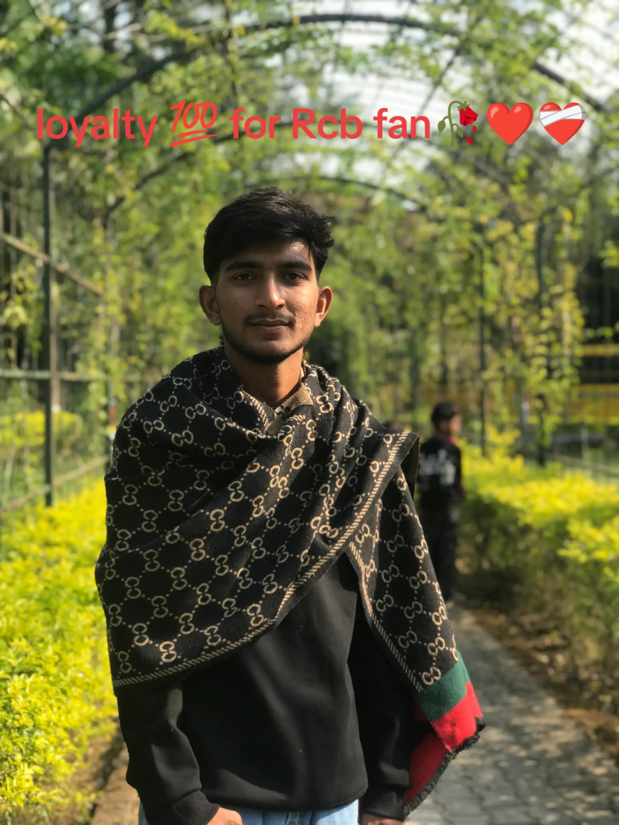 @Rcb Lover🔥 fire 🔥king Kohli