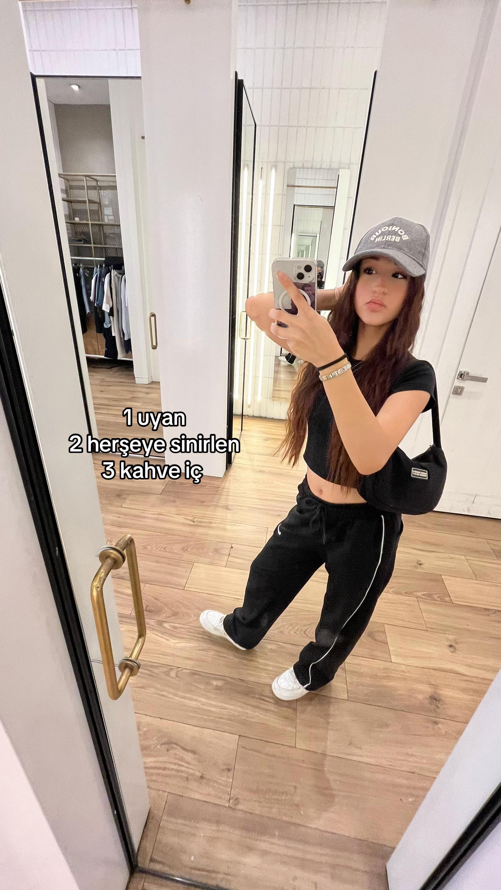 @Nurr💗