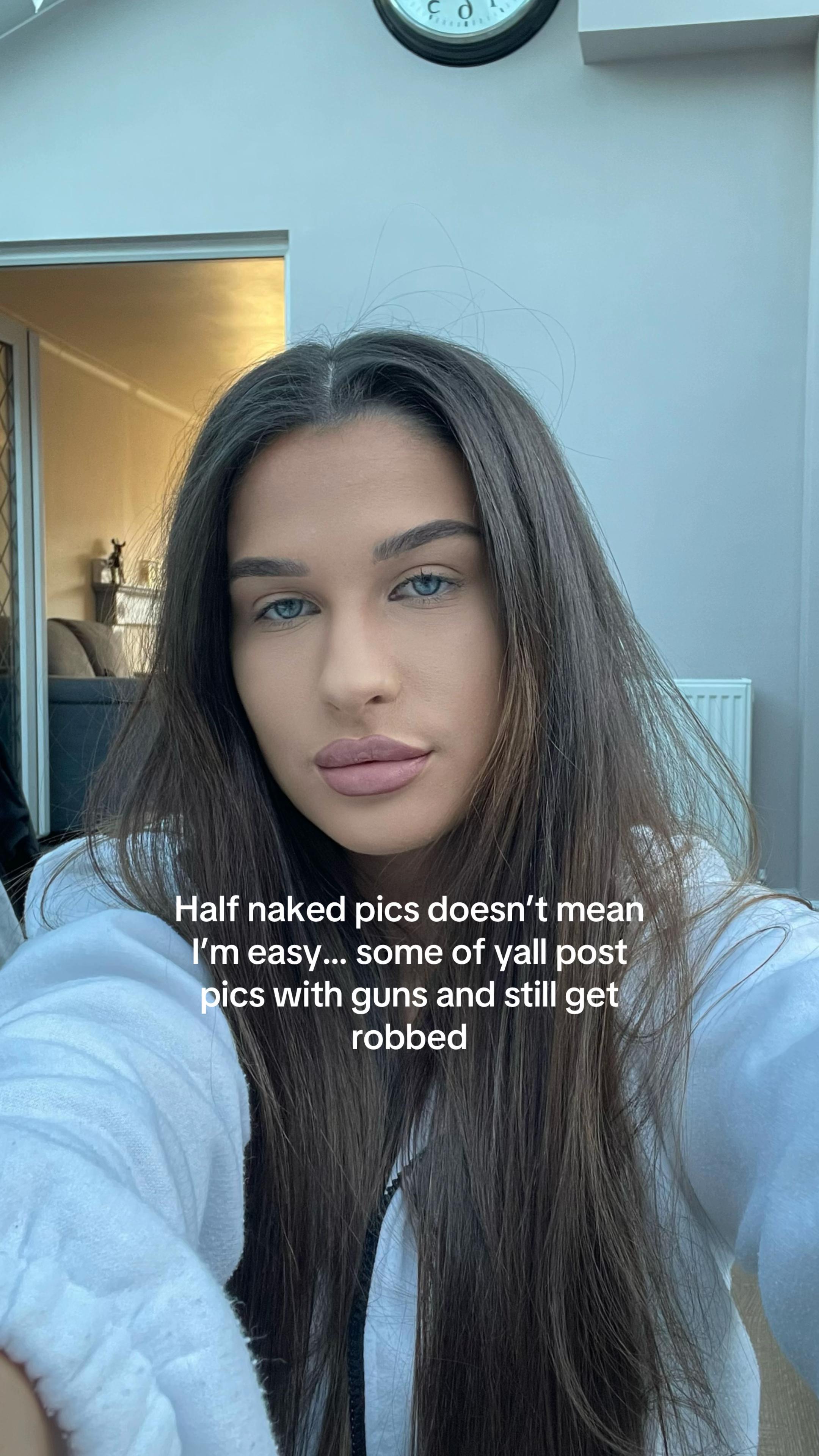 @oliviaxxx