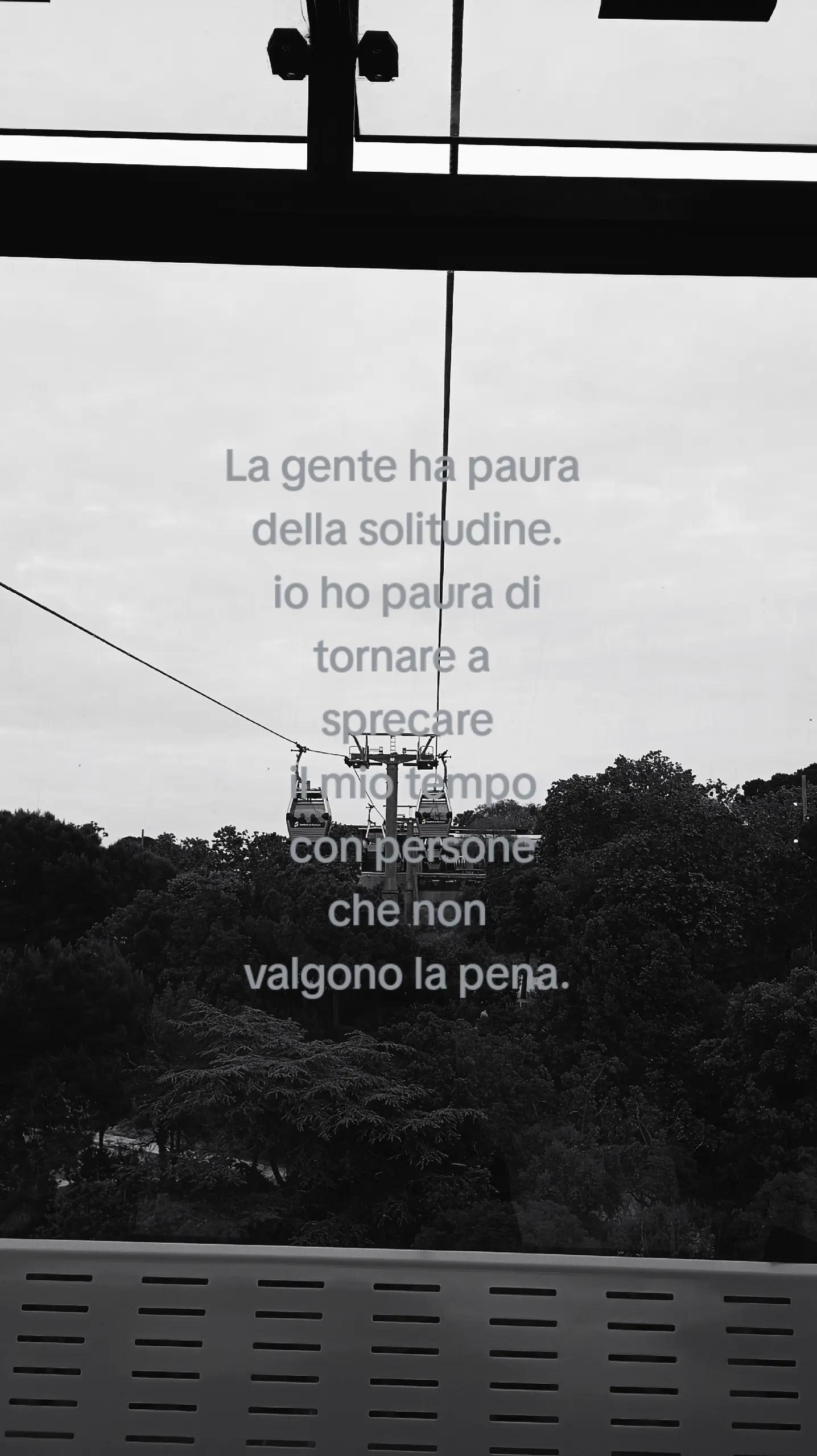 @𝕸𝖔𝖔𝖓🌑