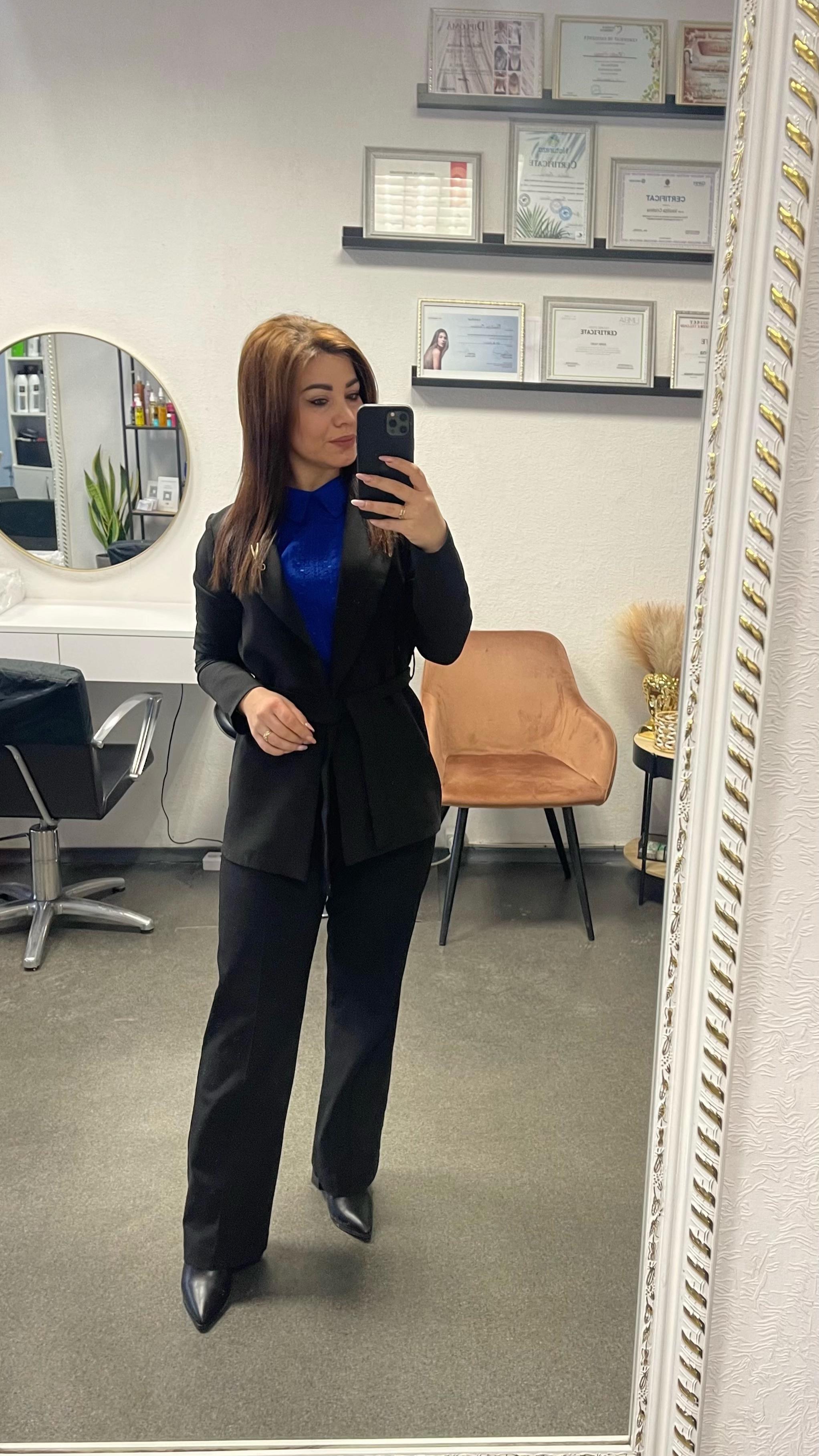 @Cristina Vasilita