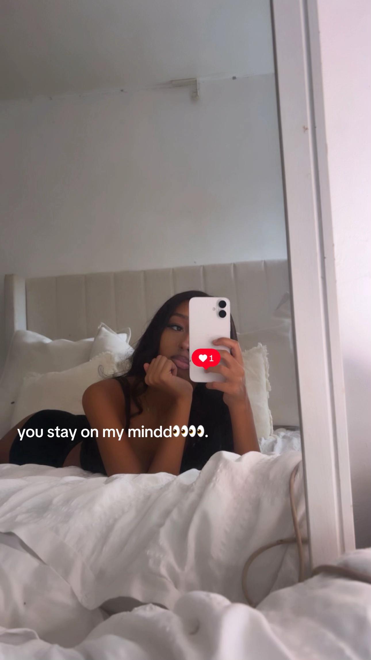 @sofia🐐’.