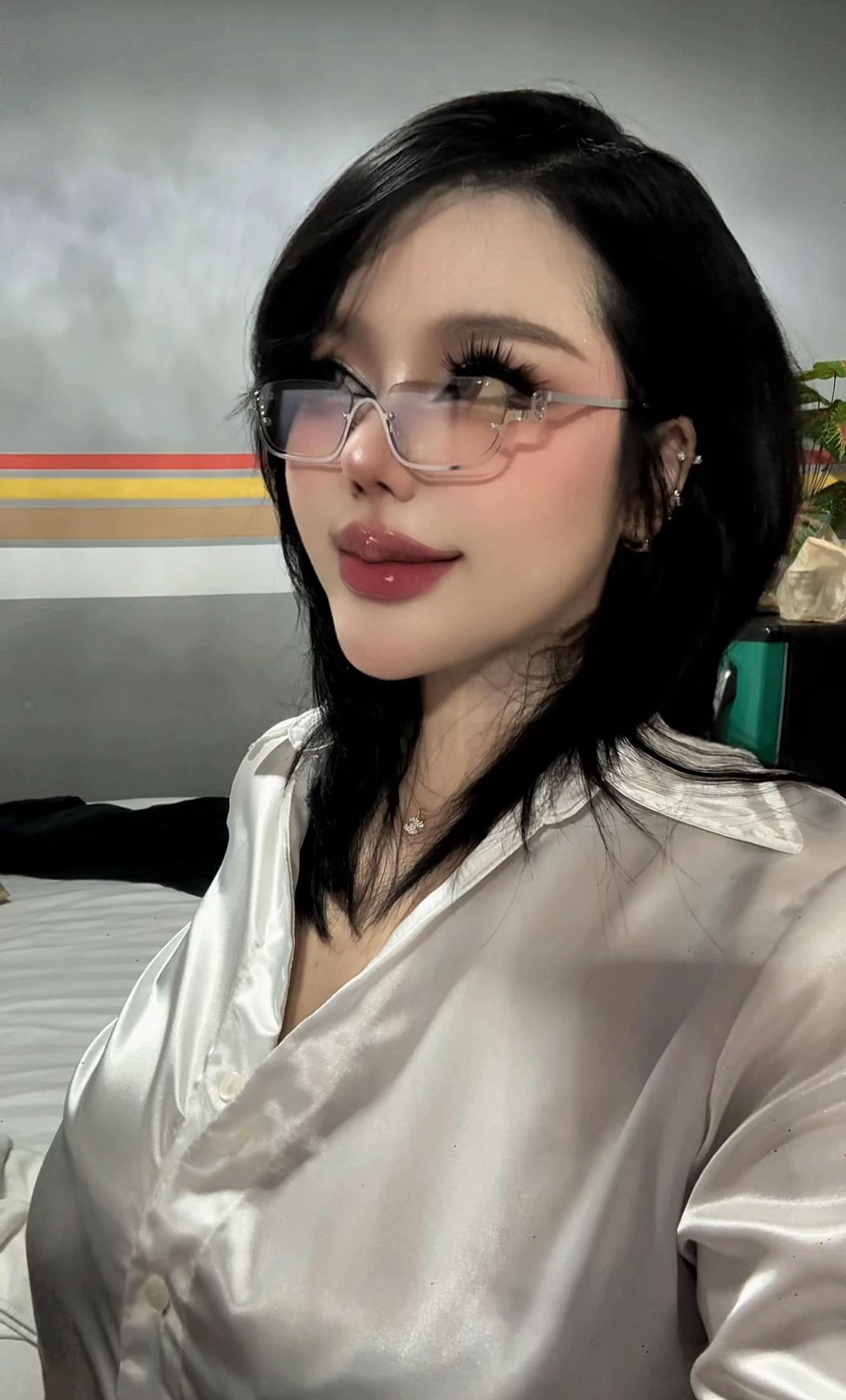 @หอบหมี หนีสงคราม🇹🇭 (128.2K)