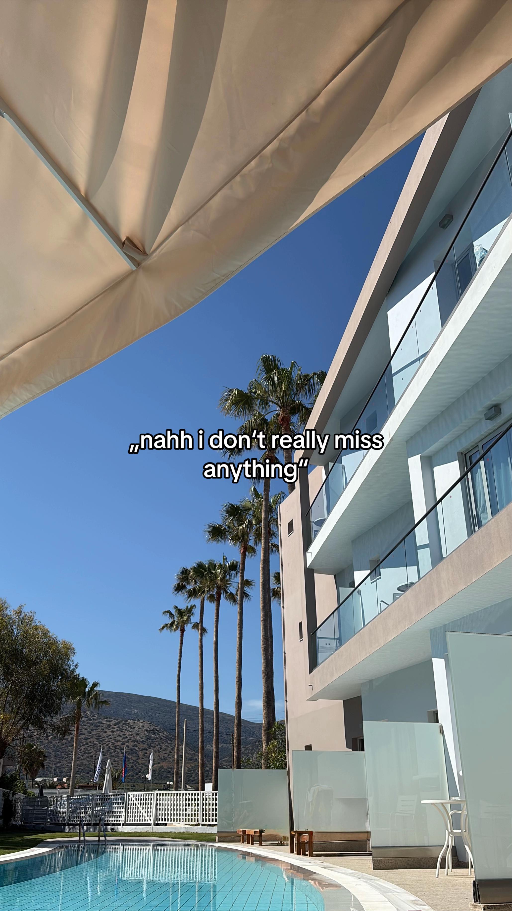 @𝐍𝐢𝐧𝐚