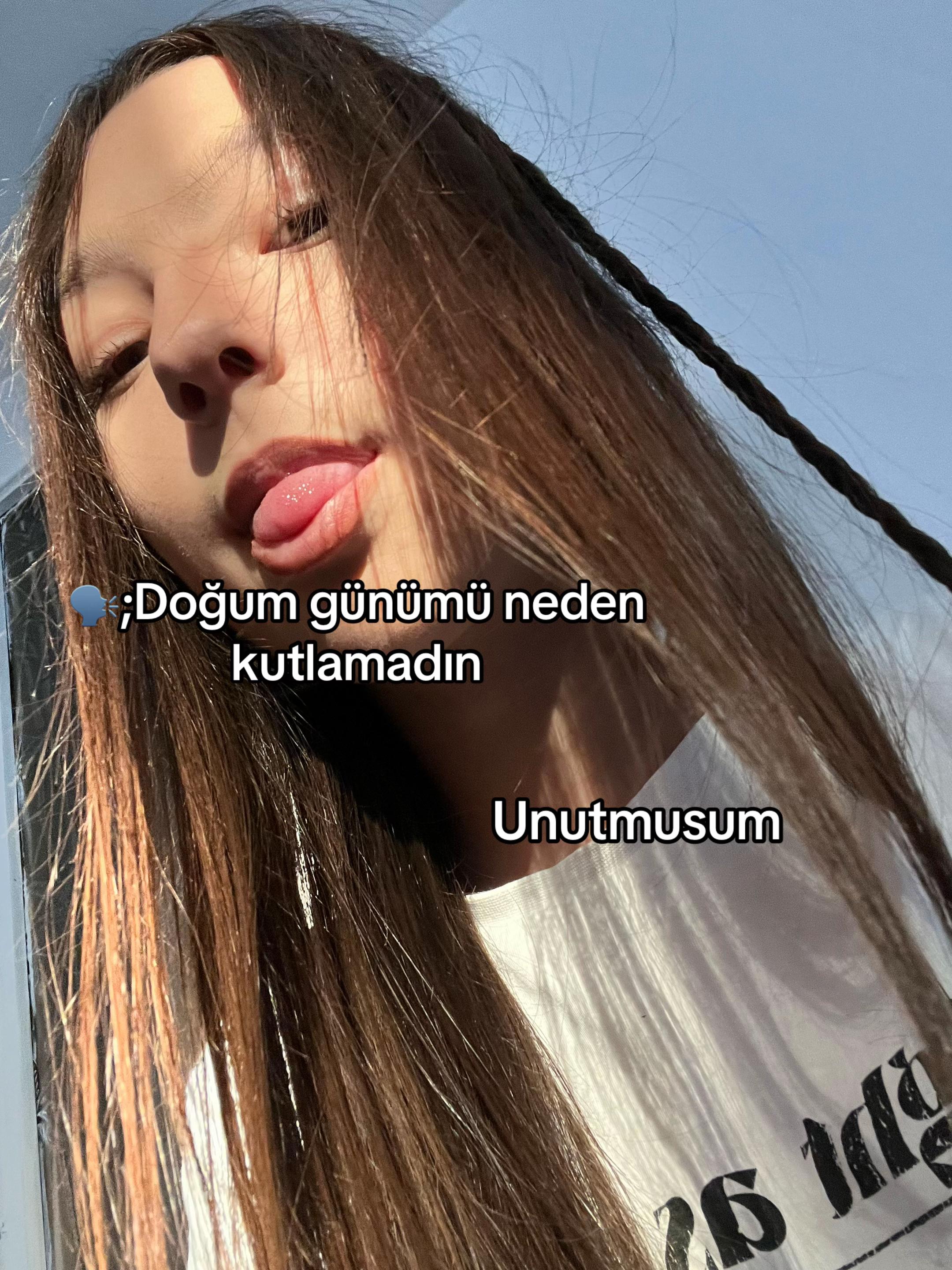 @𝓜𝓮𝓵𝓲𝓼𝓪𝓪🦈