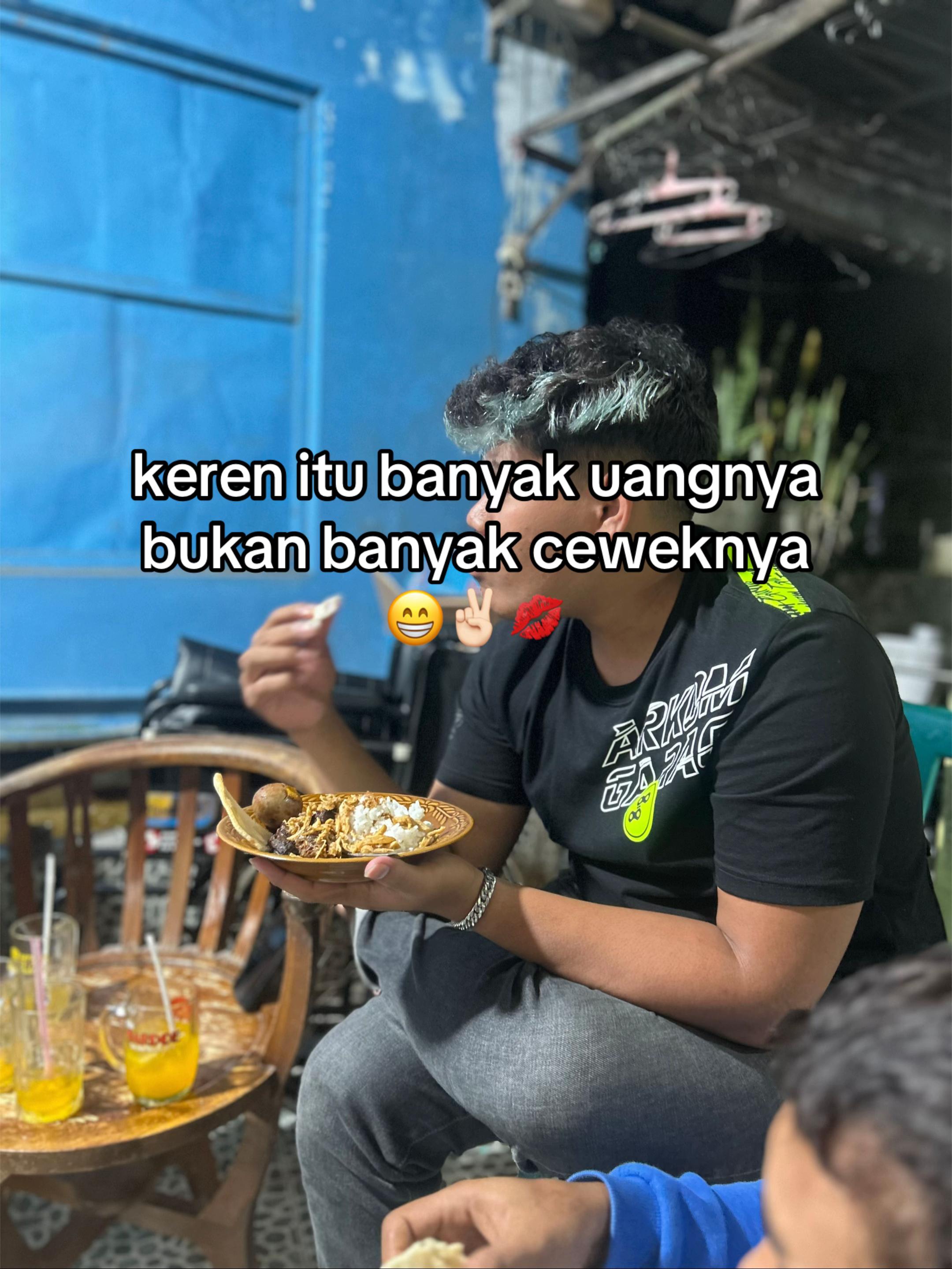 @dutaaa😠