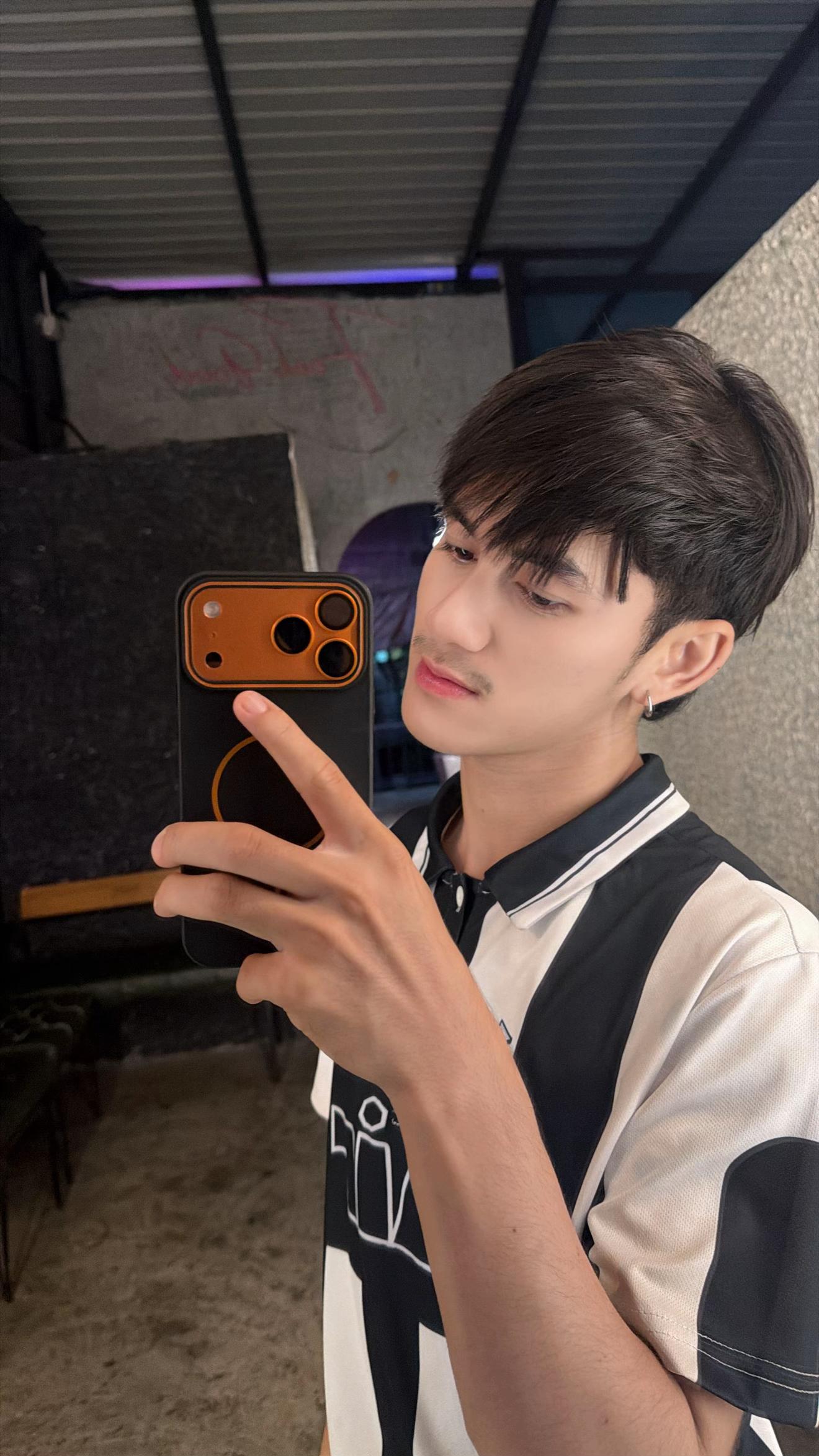 @โจนัสลูกป้าเอียด