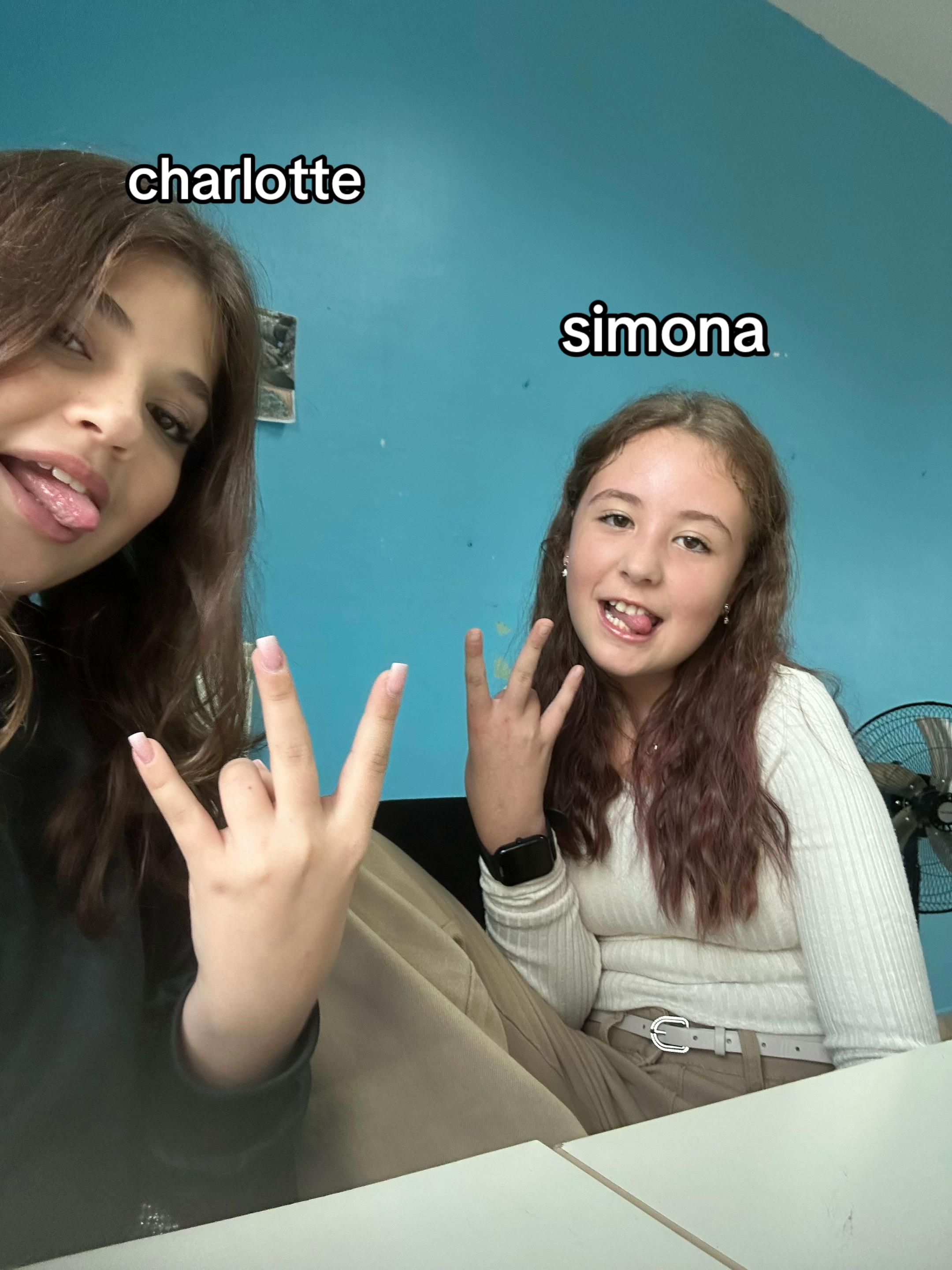 @charlottee🍓