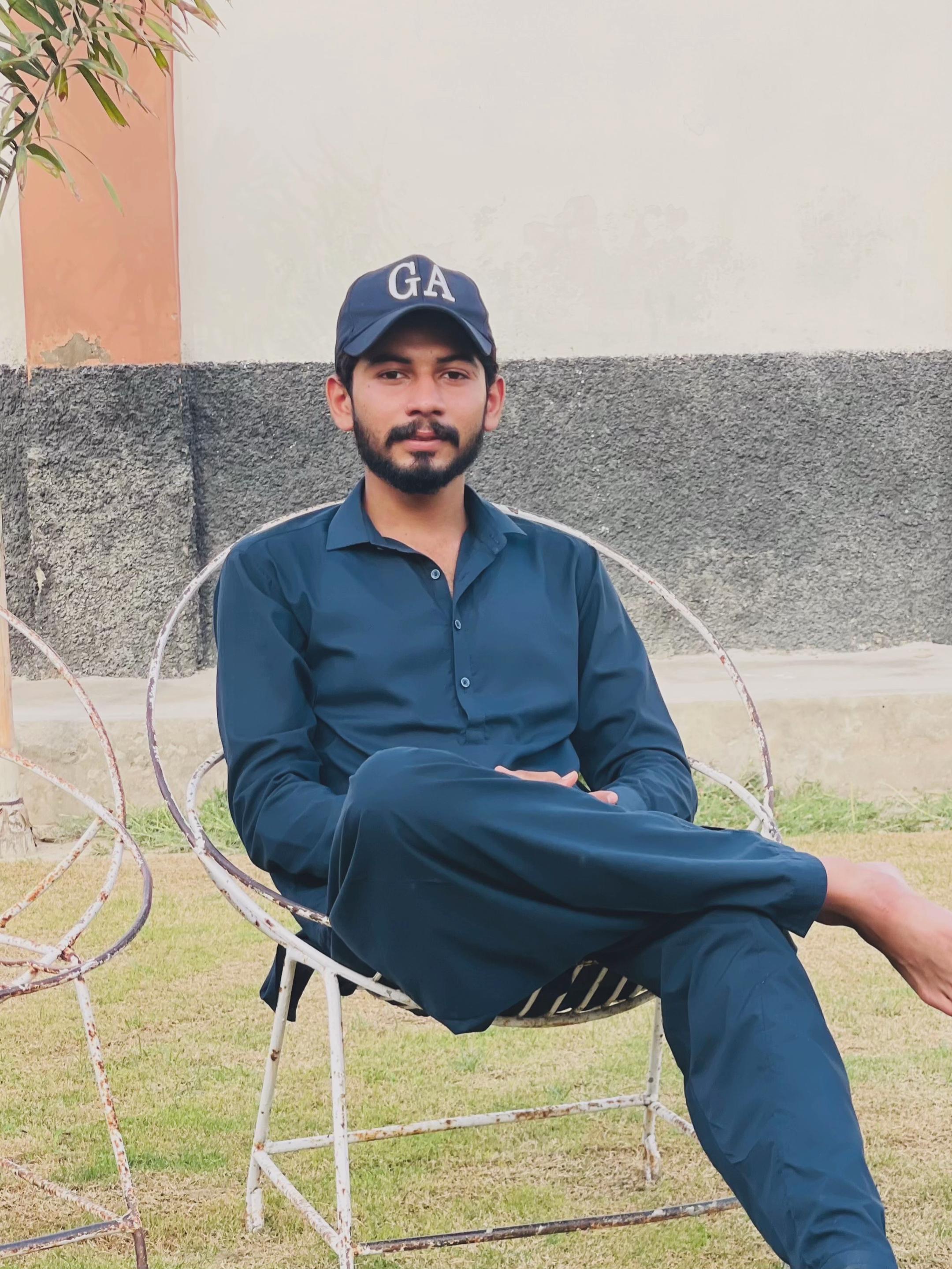 @چوھدری زعیم👑