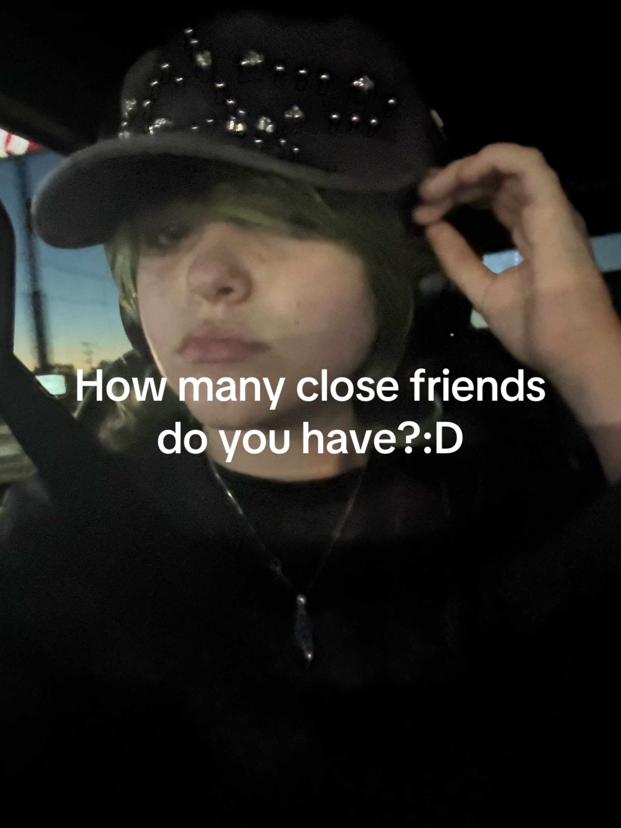 @theyluvronan_