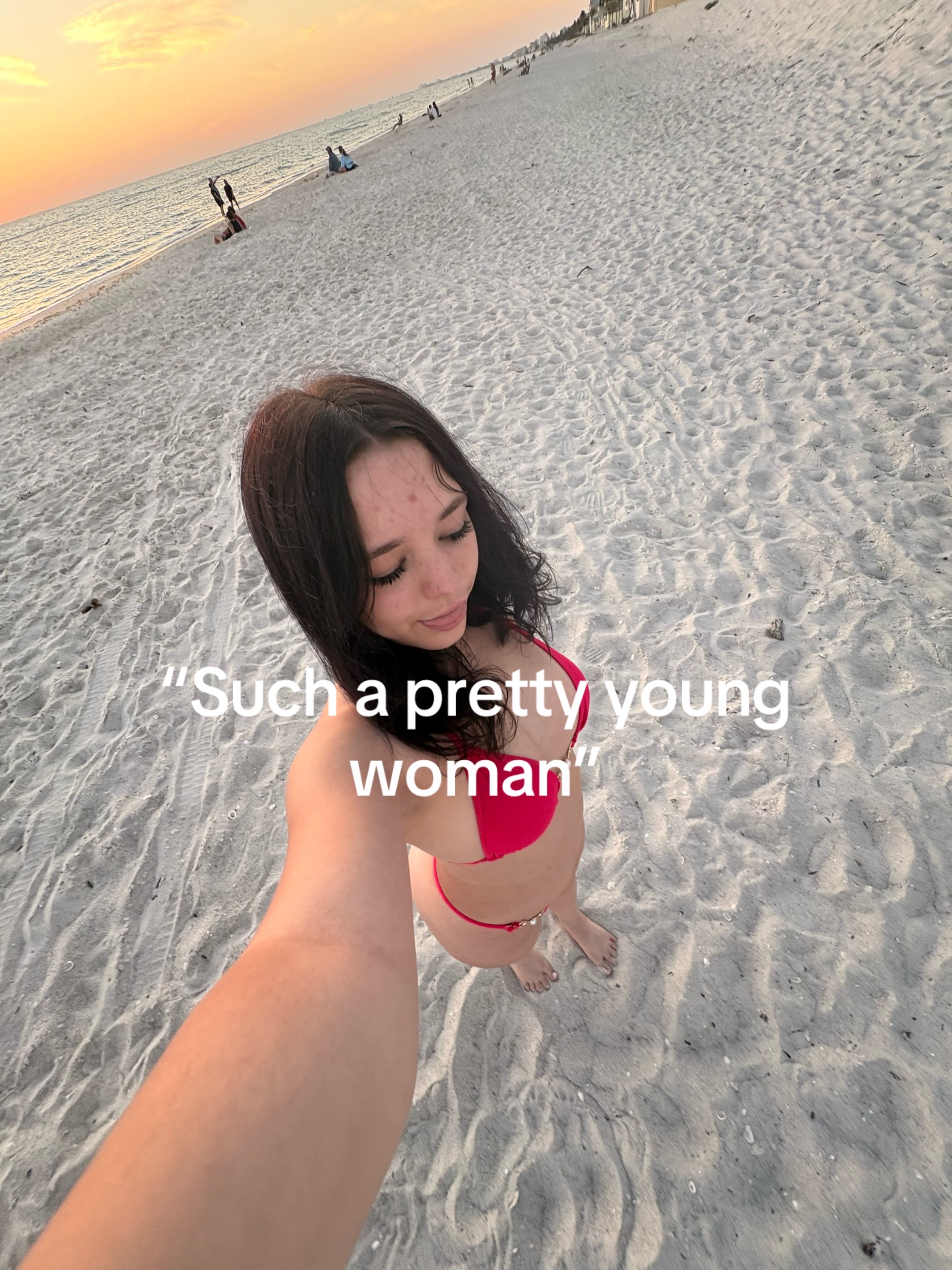 @༒