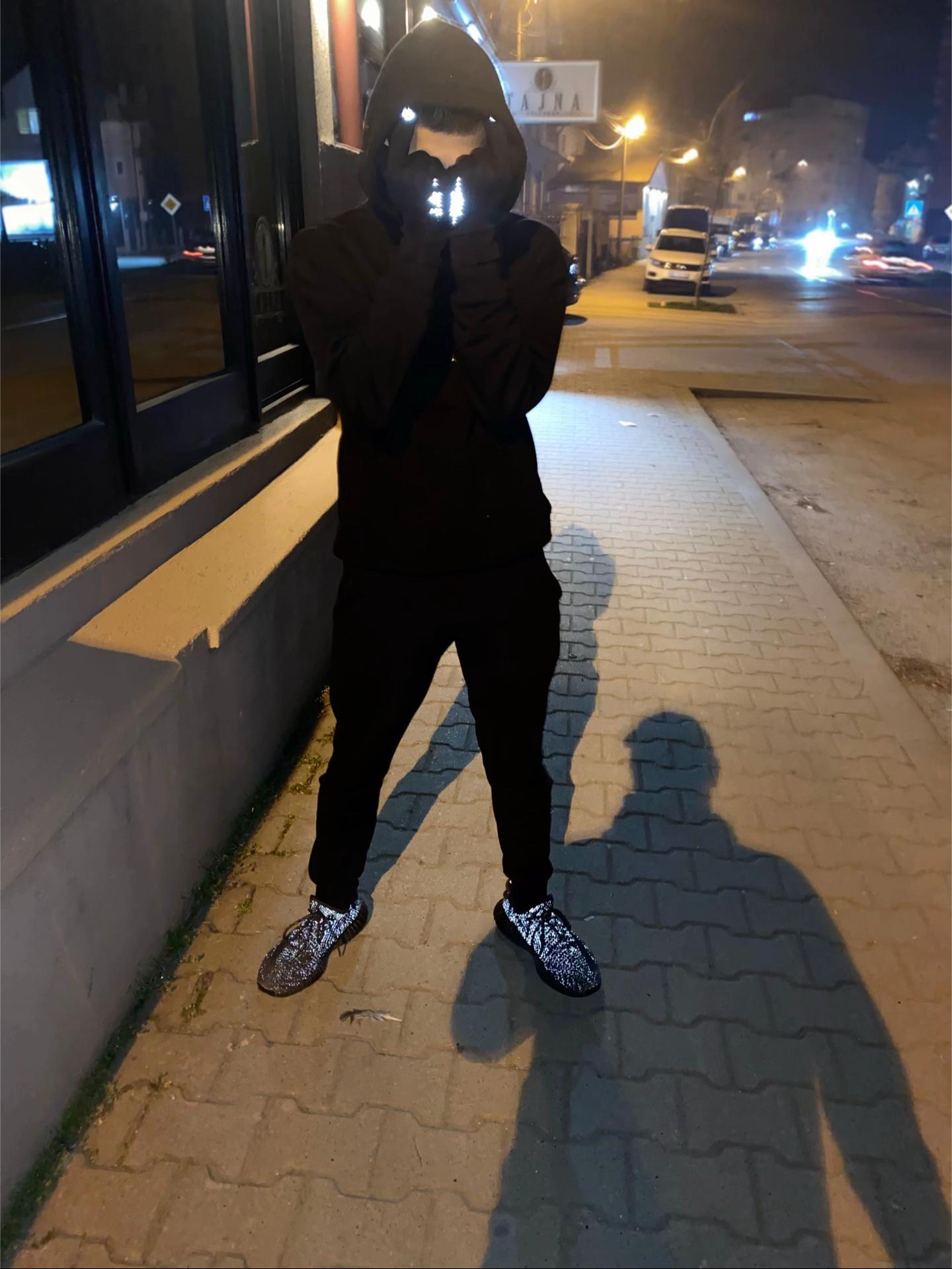 @😶&zwj;🌫️