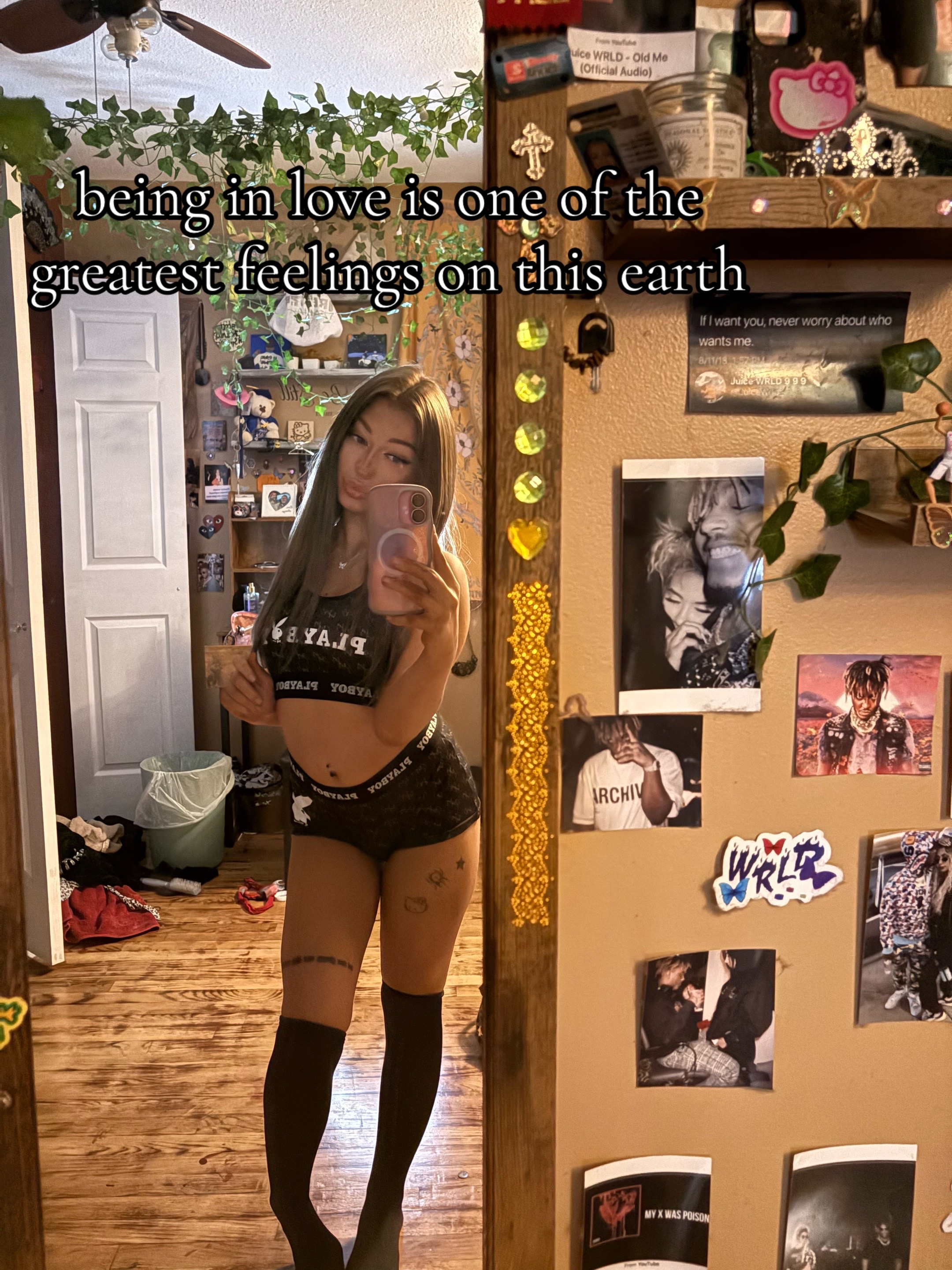 @Roxy🖤🕷️💋