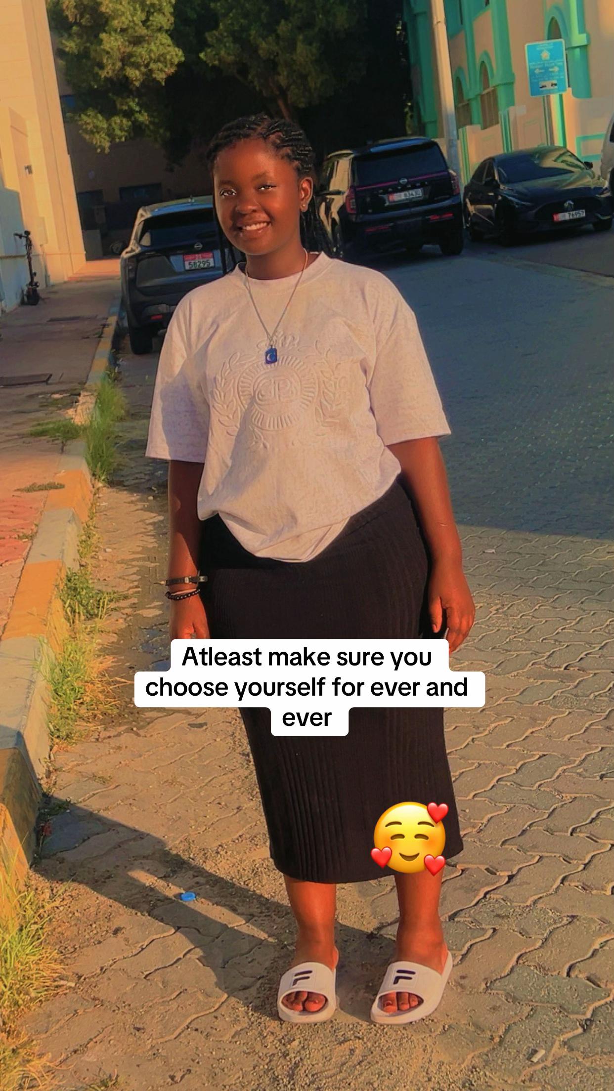 @Julie💥🌸