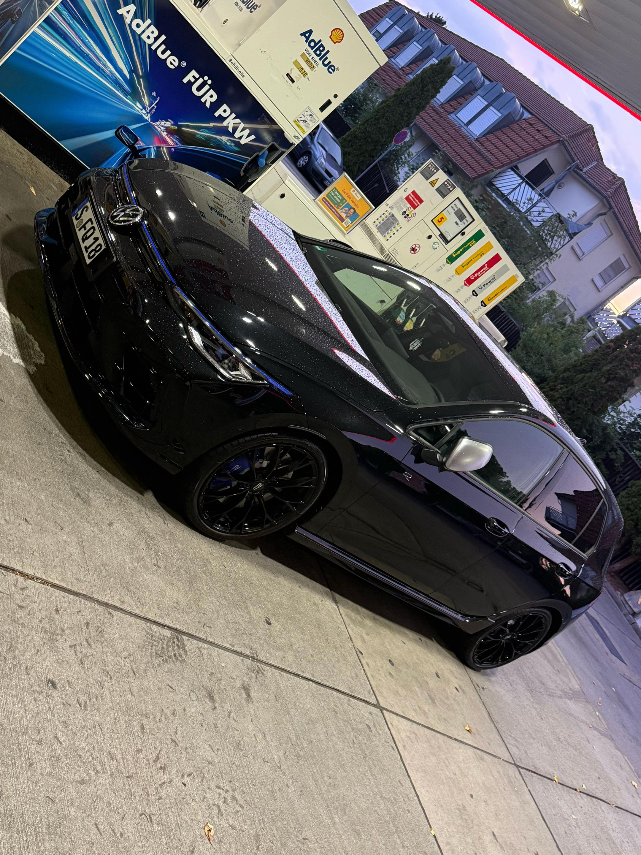 @F18