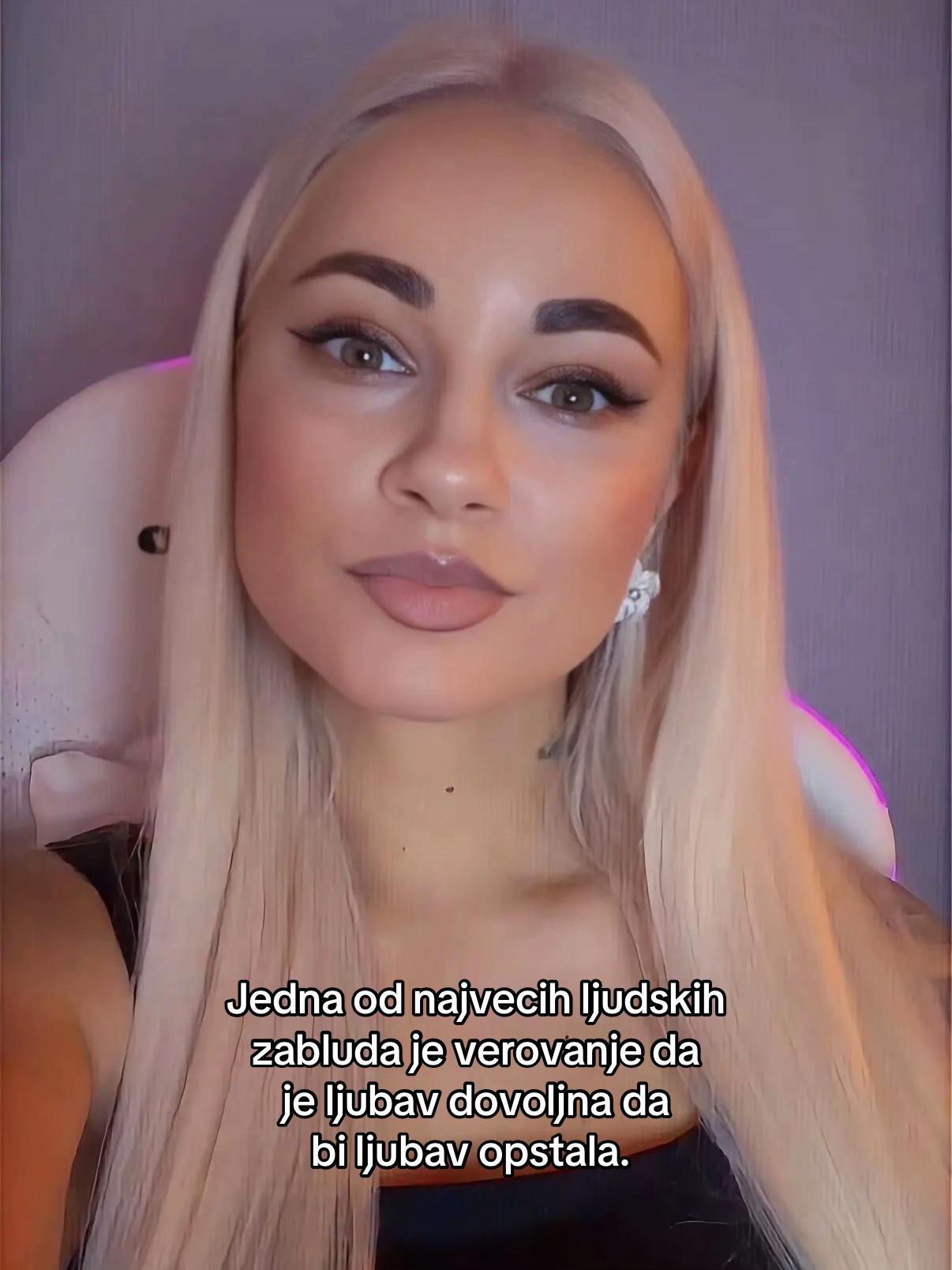 @☄️_kristinnah_☄️